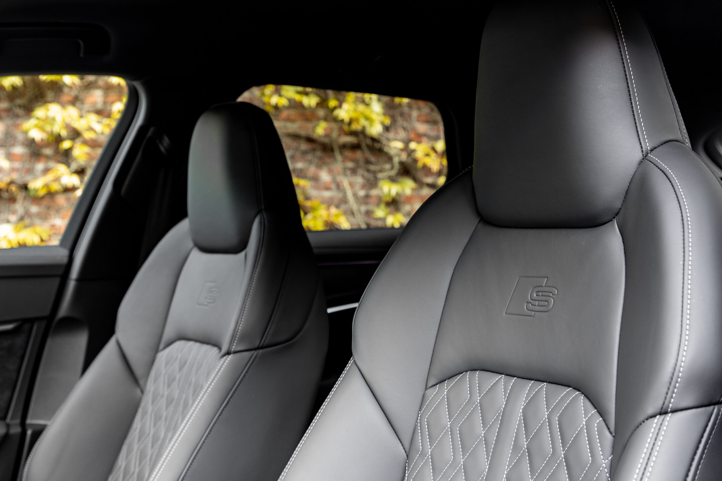 Audi S6 Avant TDI (until 2025) - Interior