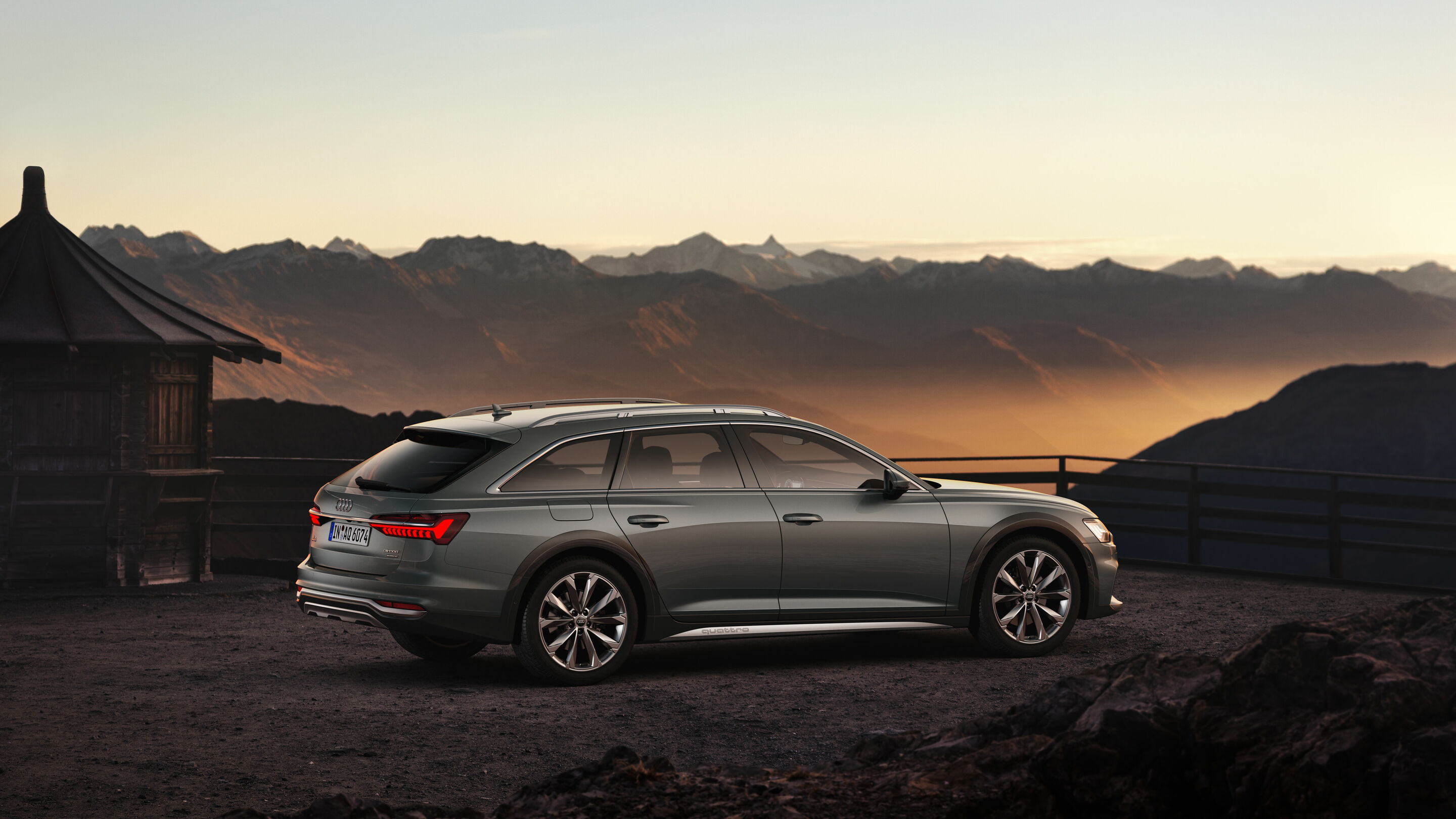 Audi A6 allroad quattro - Standaufnahme,
Farbe: Gavialgrün