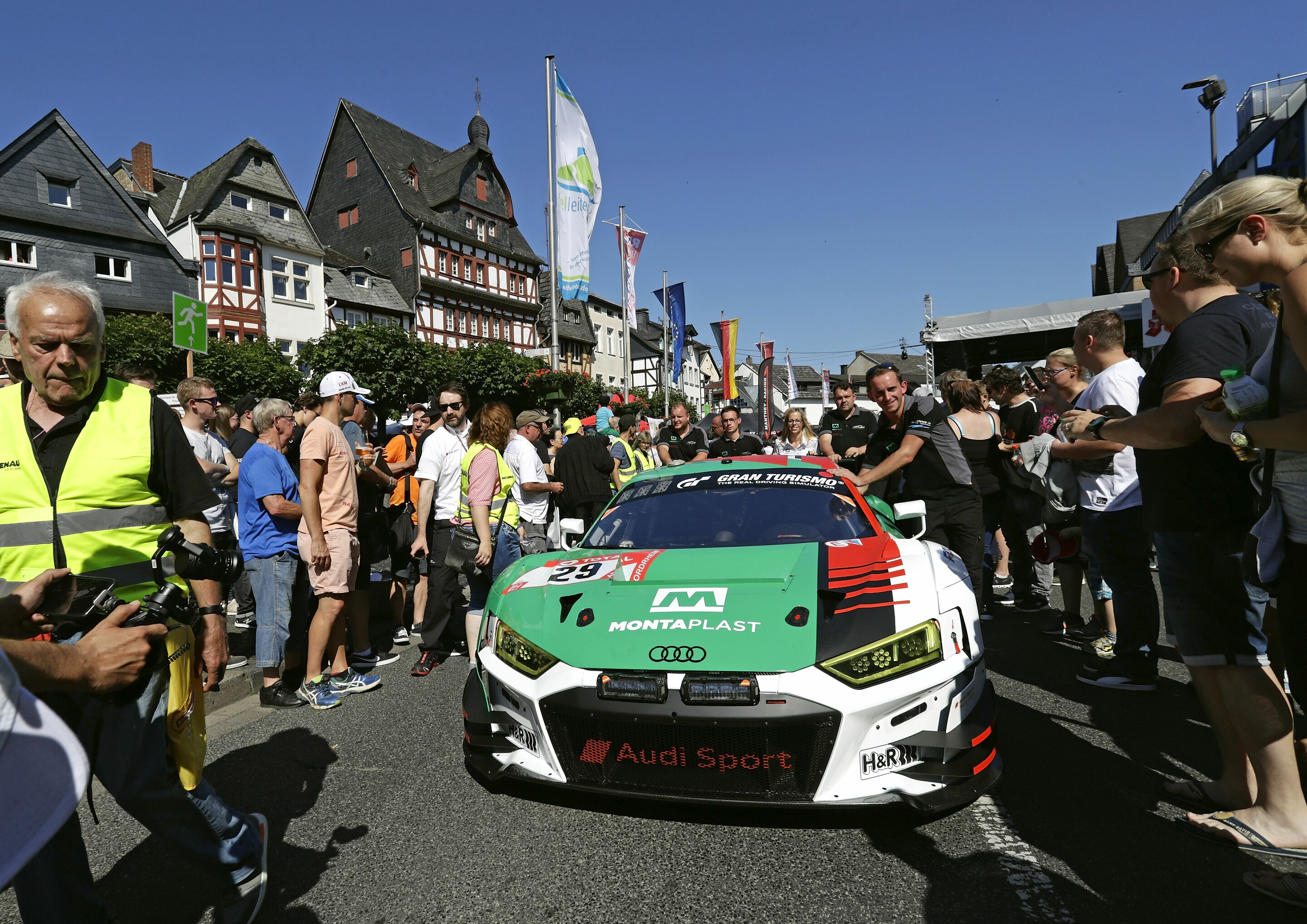 24h Nürburgring 2019 - Audi R8 LMS #29 (Audi Sport Team Land), Christopher Haase/Kelvin van der Linde/Christopher Mies/René Rast