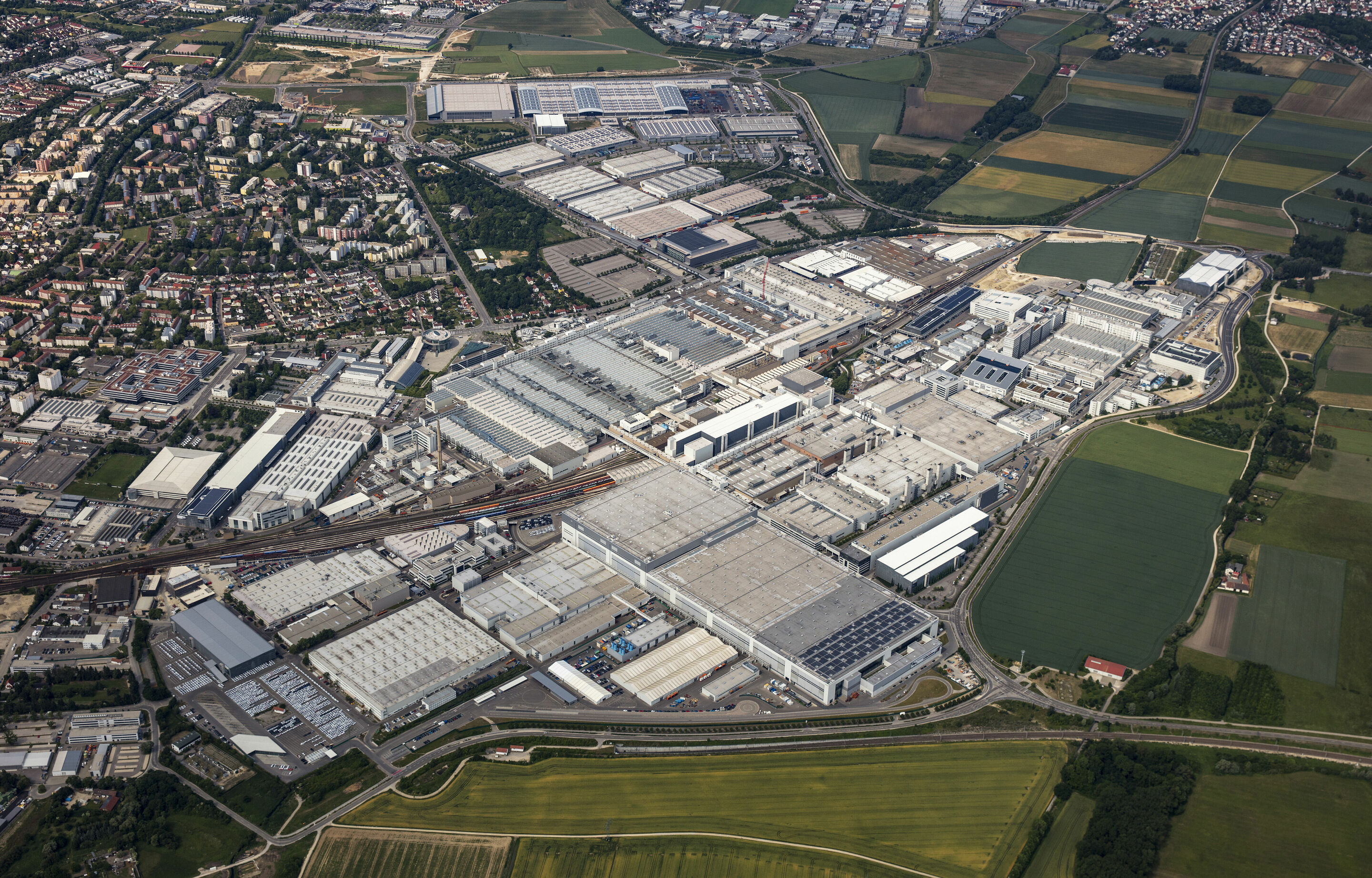 Luftaufnahme Audi Standort Ingolstadt - Luftaufnahme Audi Standort Ingolstadt