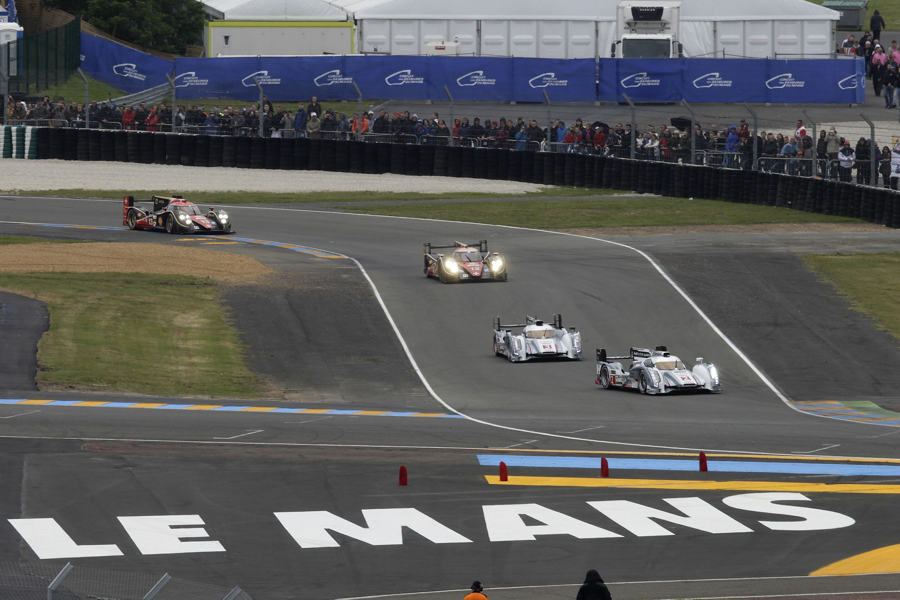 Audi begrüßt LMP1-Effizienzreglement - Was sich zur Saison 2014 im Technischen Reglement der FIA-Langstrecken-Weltmeisterschaft WEC ändert, darf zu Recht als Revolution bezeichnet werden.