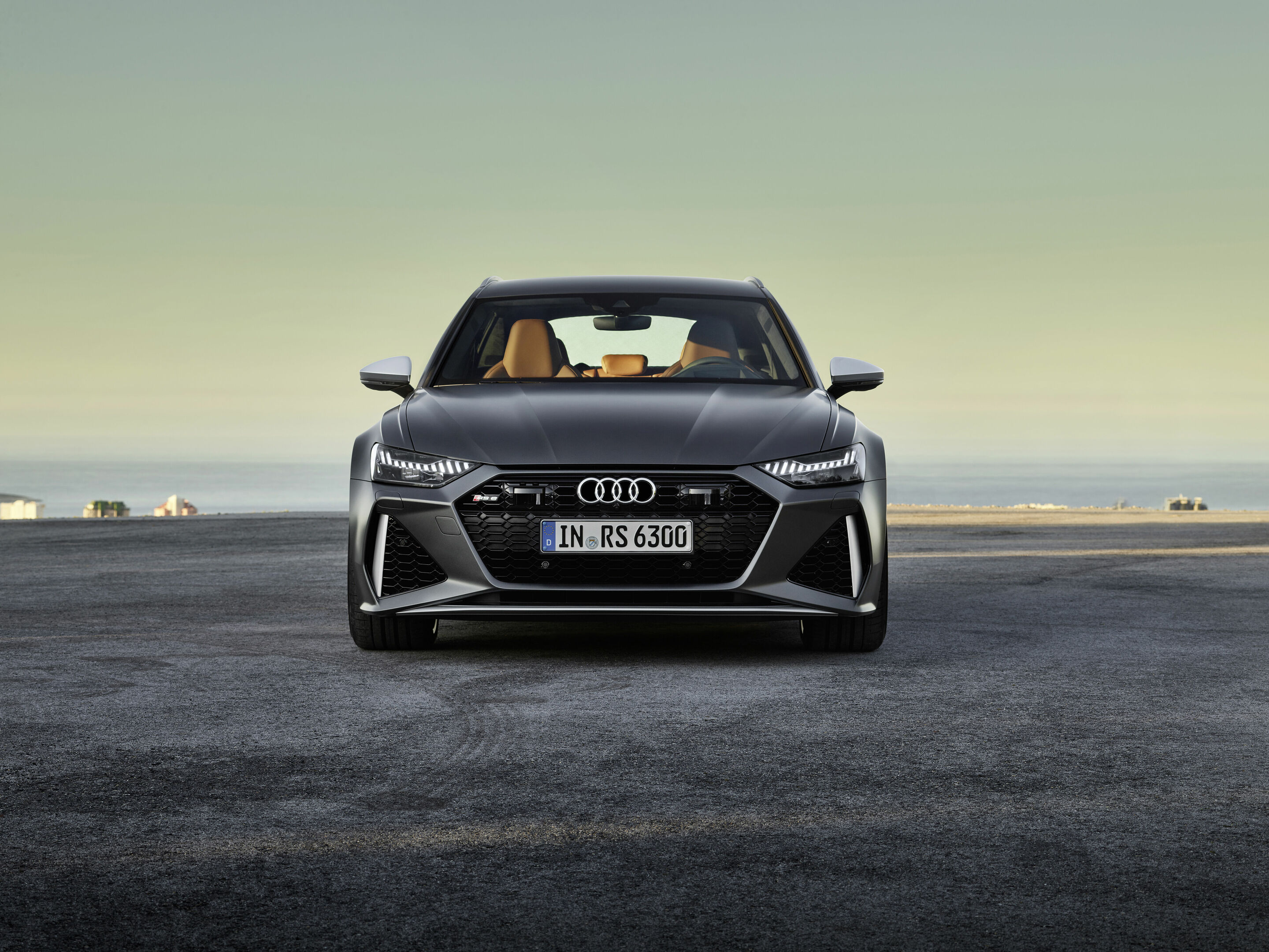 Audi RS 6 Avant - Standaufnahme
Farbe: Daytonagrau matt