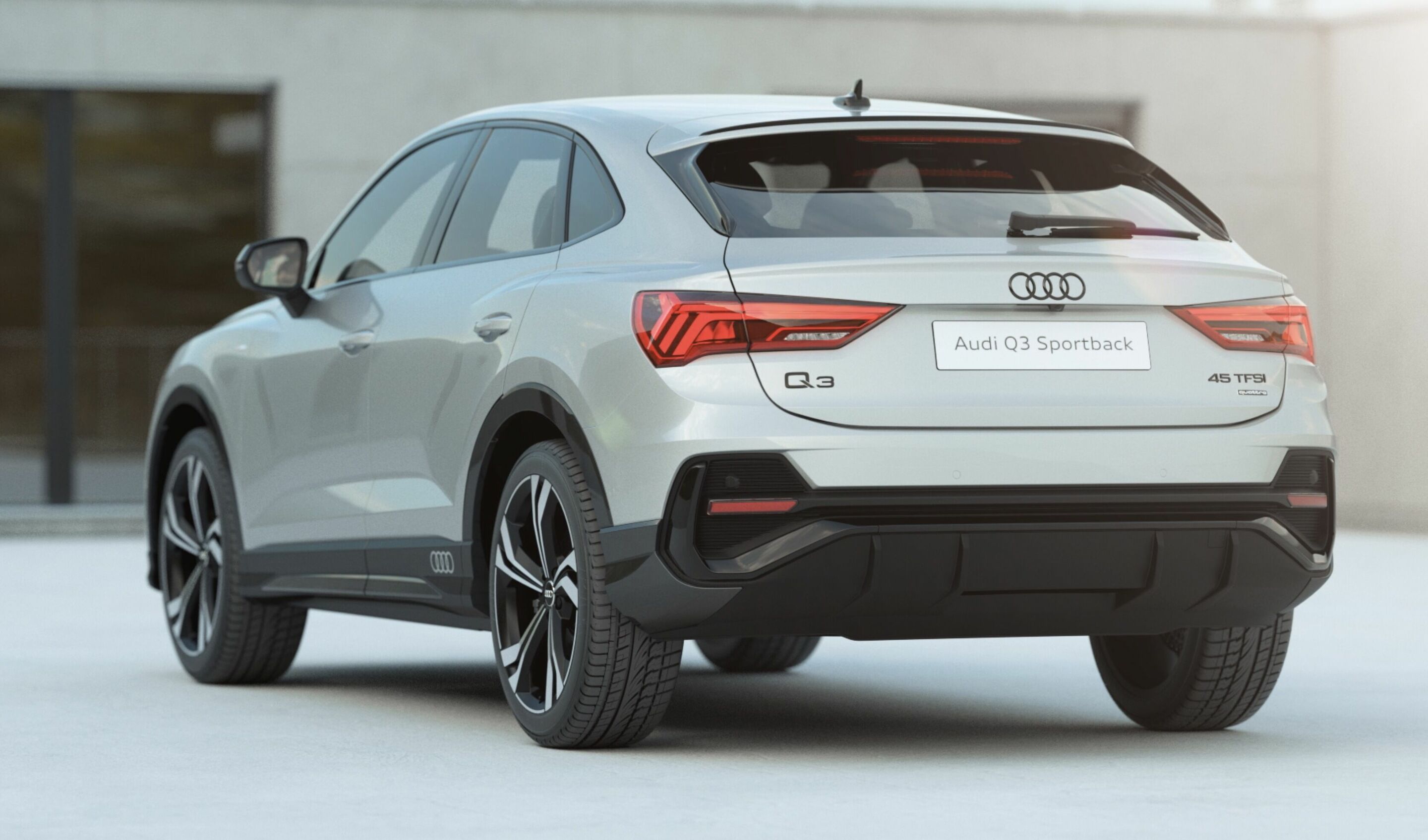 Audi Q3 Sportback exterior design (animation) - Audi Q3 Sportback exterior design (animation)