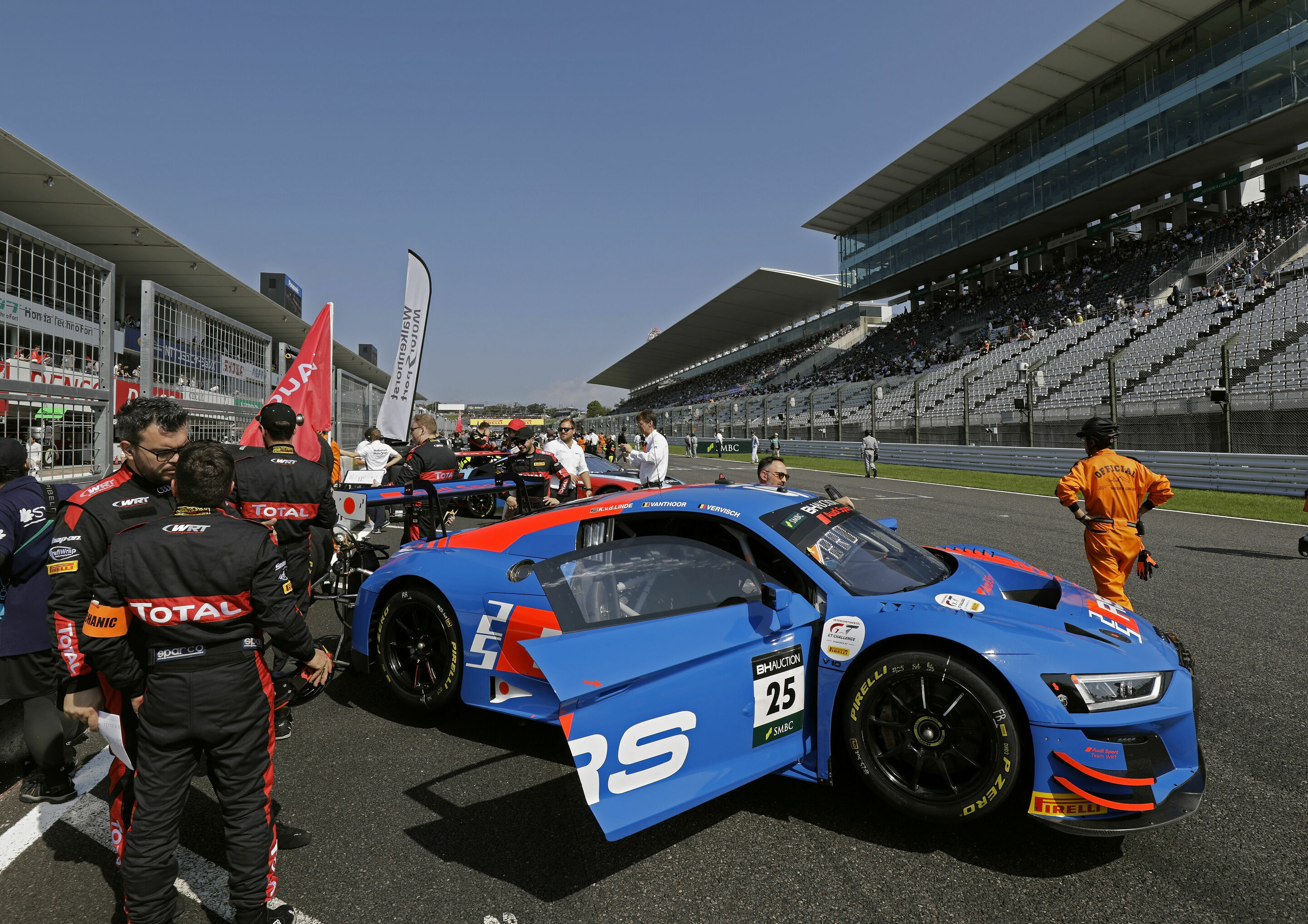 10h Suzuka 2019 - Audi R8 LMS #25 (Audi Sport Team WRT), Kelvin van der Linde/Dries Vanthoor/Frédéric Vervisch
