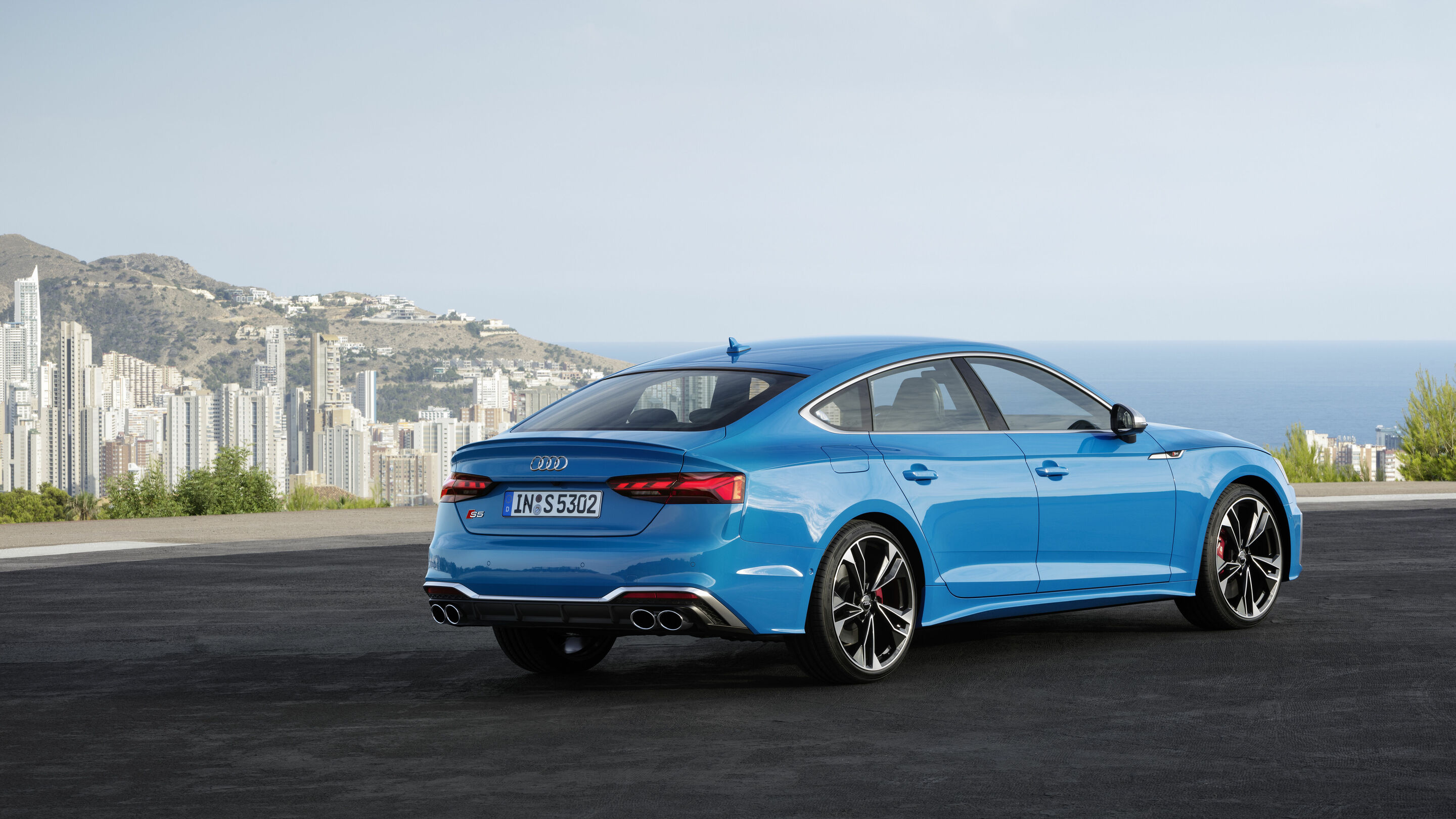 Audi S5 Sportback TDI (2019 until 2024) - Static photo
Color: Turbo blue