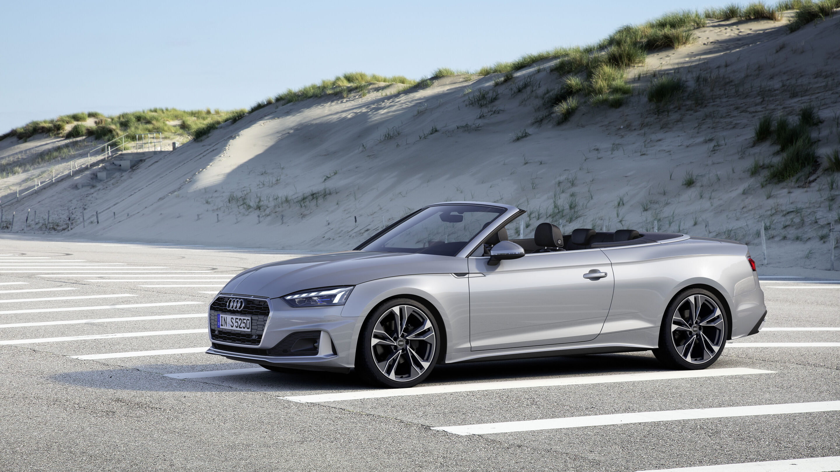 Audi A5 Cabriolet (bis 2024) - Standaufnahme
Farbe: Florettsilber