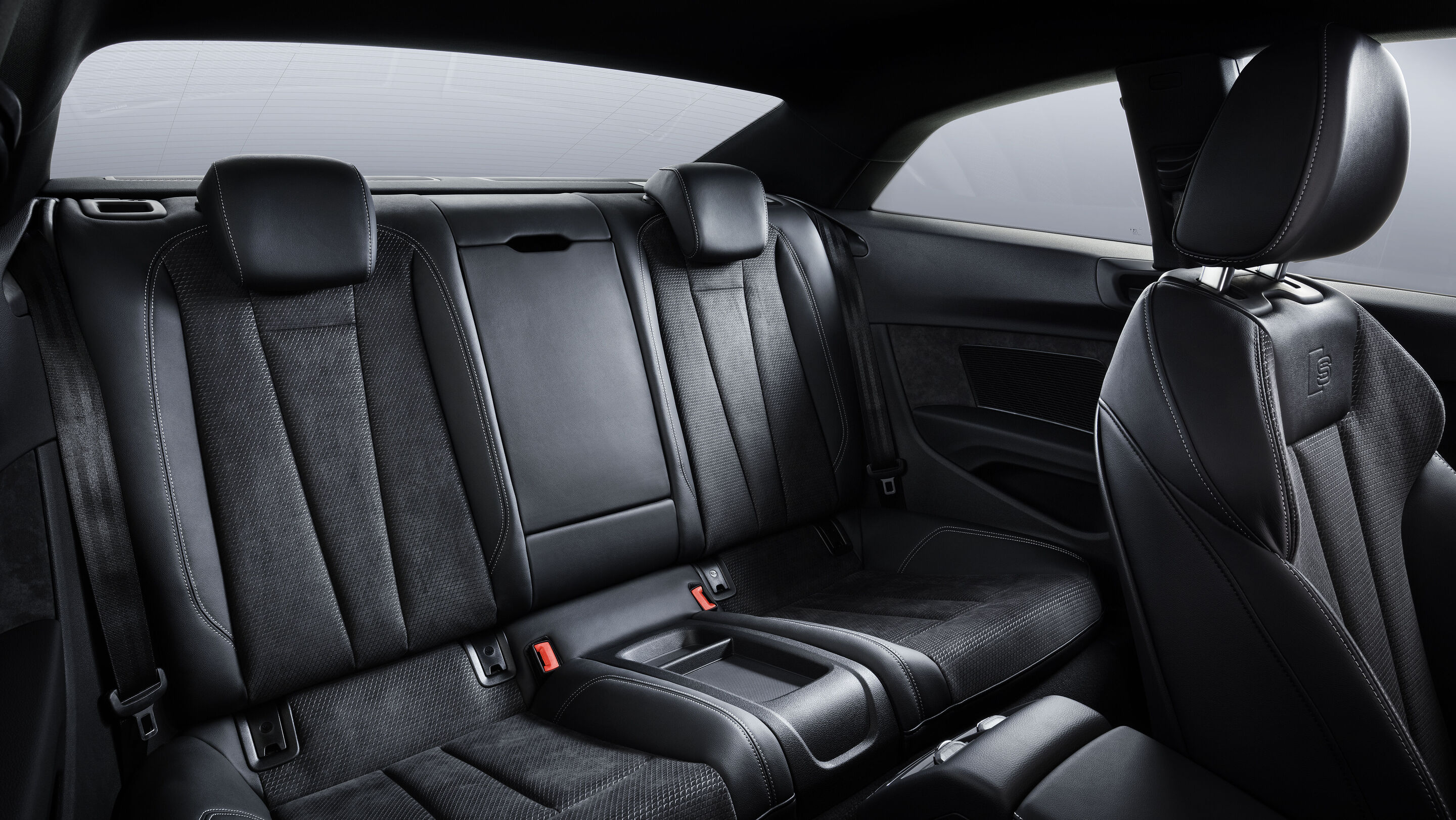 Audi A5 Coupé (until 2024) - Interior