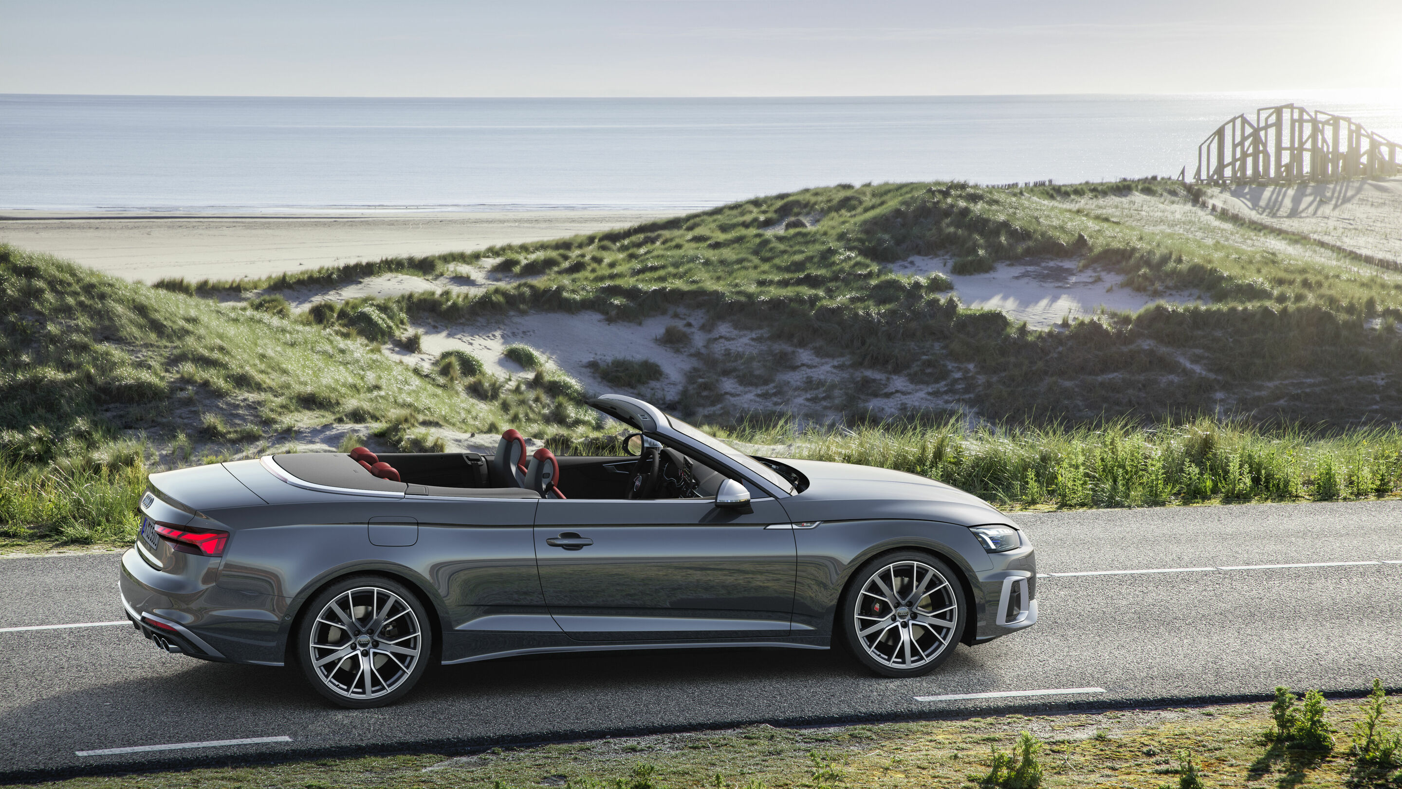 Audi S5 Cabriolet TFSI (2019 until 2024) - Static photo
Color: Daytona gray