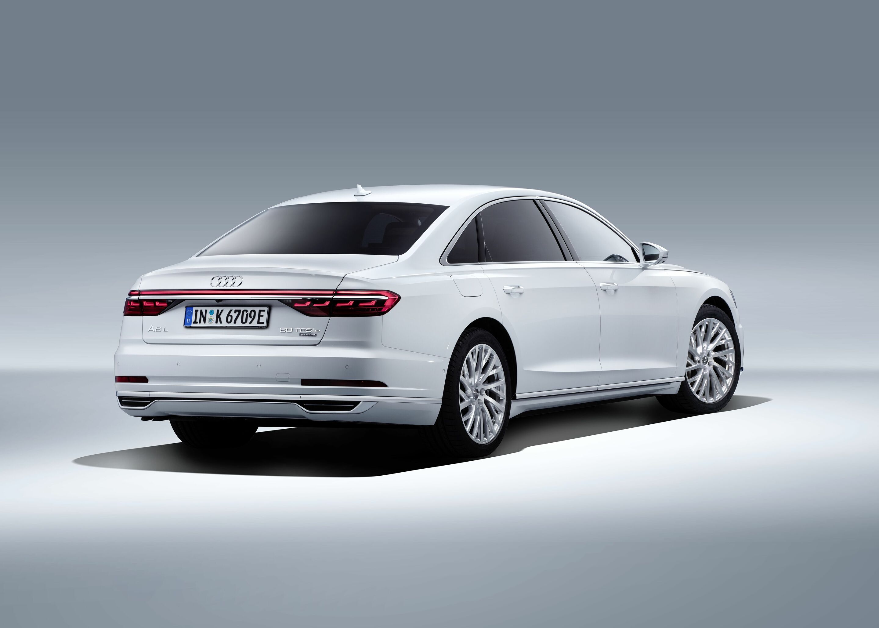 Audi A8 L 60 TFSI e - Audi A8 L 60 TFSI e