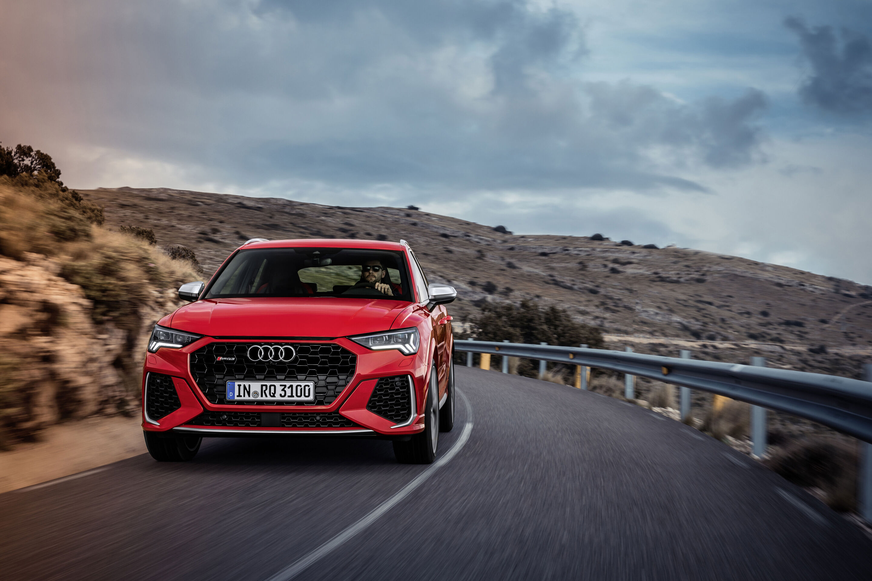Audi RS Q3 (until 2025) - Dynamic photo
Color: Tango red
