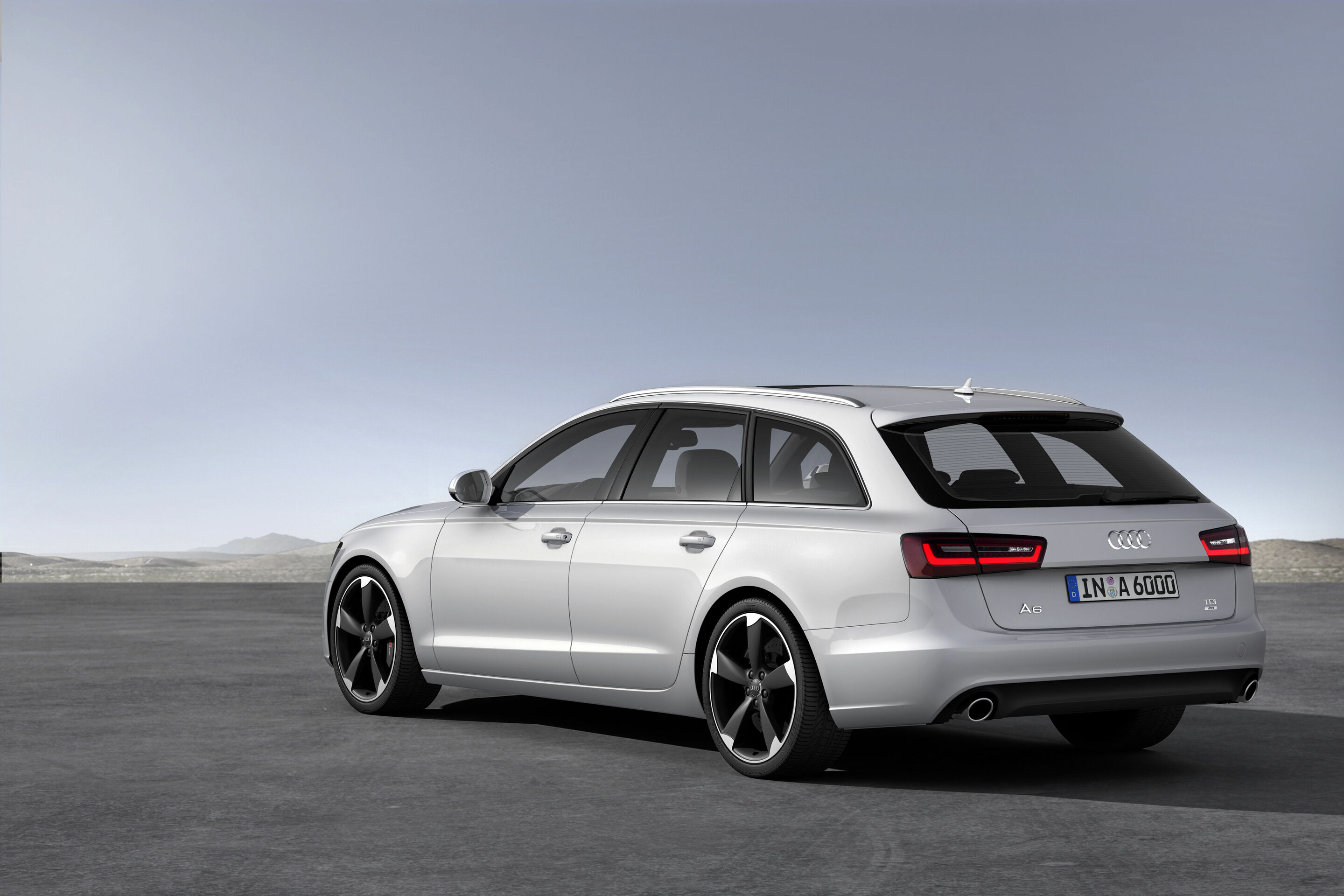 Die ultra-Modelle von Audi - Audi A6 Avant 2.0 TDI ultra

Farbe: Eissilber