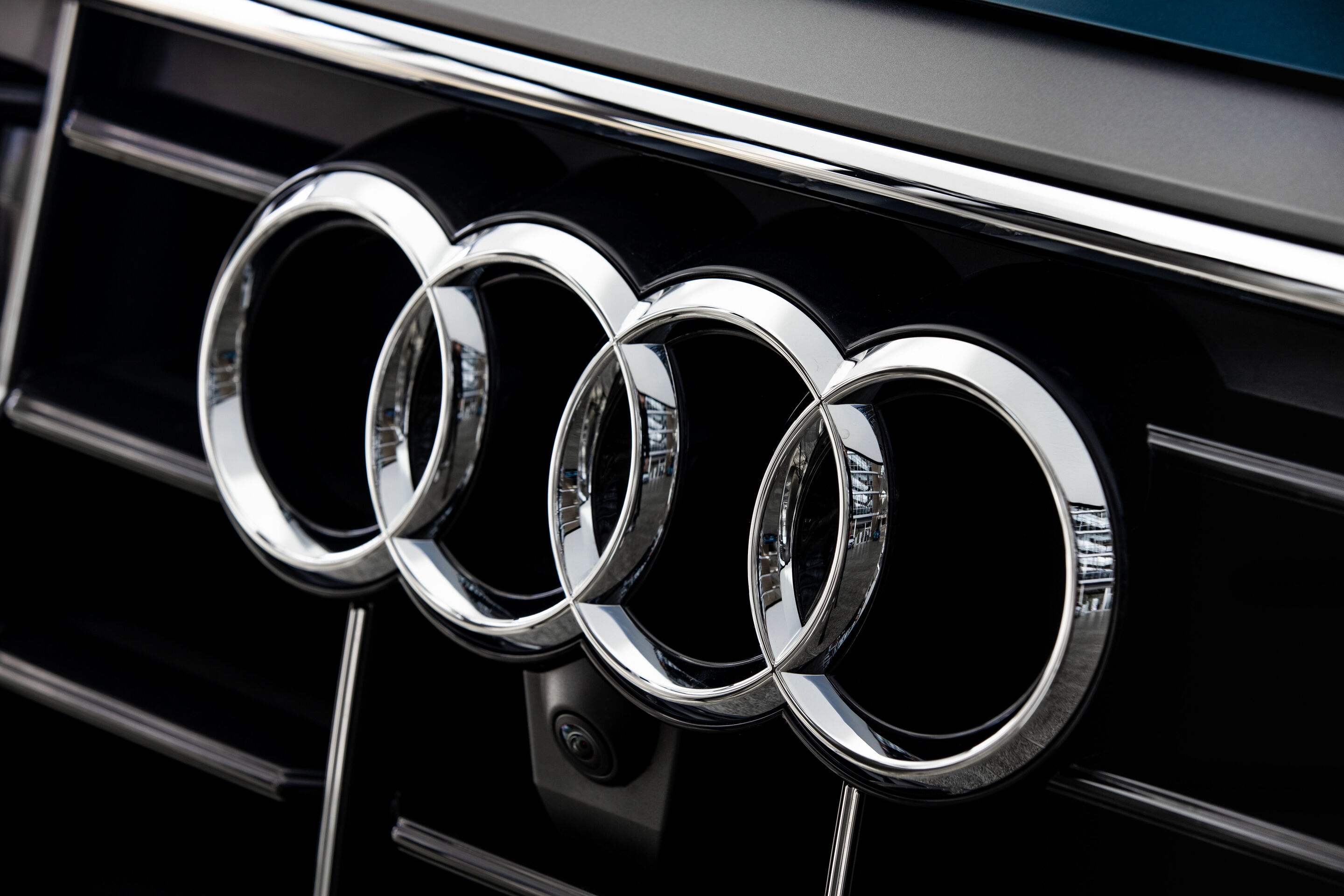 AUDI AG - Audi Logo, Vier Ringe, Symbol, CI
