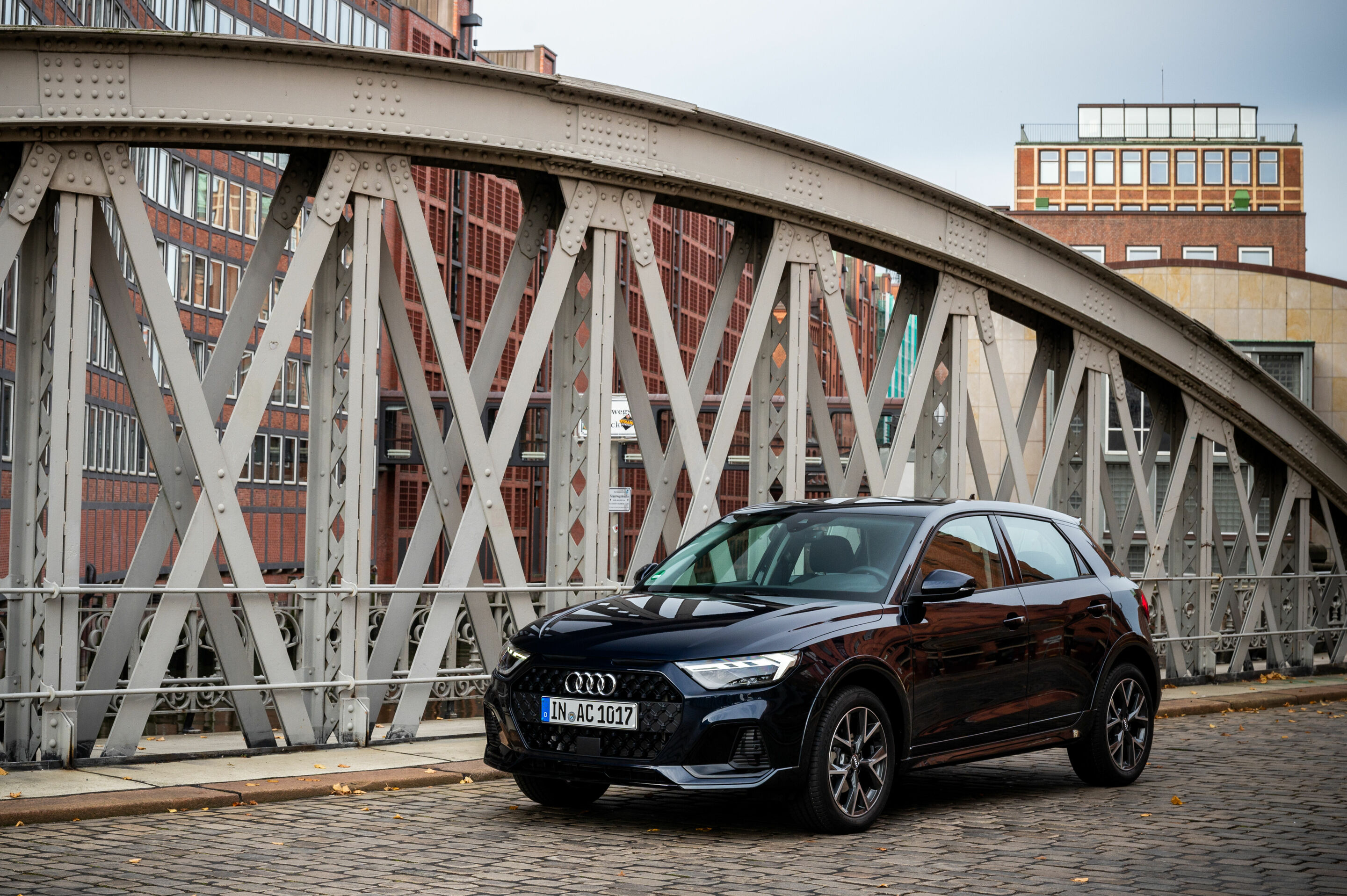 Audi A1 citycarver - Standaufnahme,
Farbe: Firmamentblau