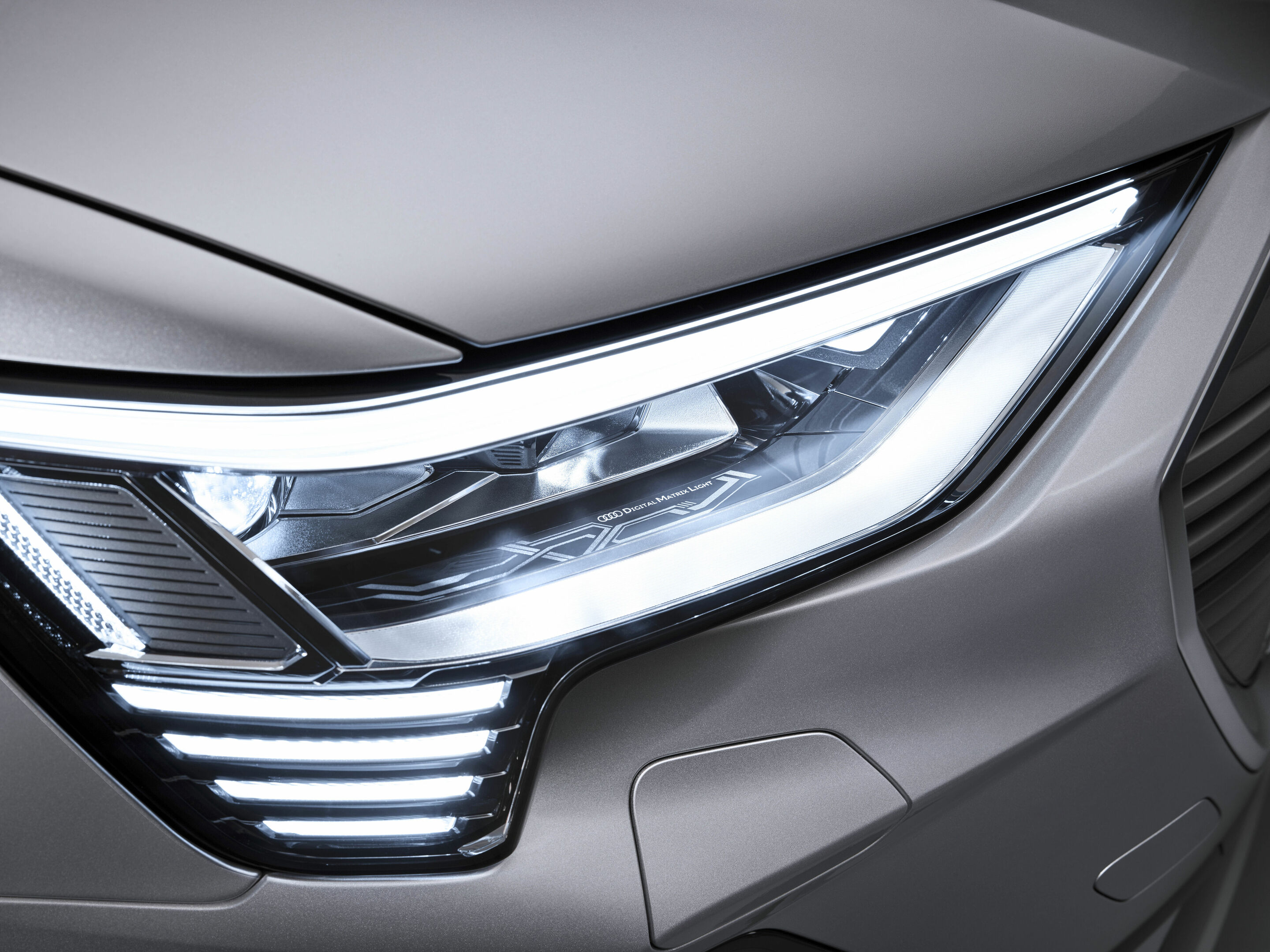Audi e-tron Sportback - Audi e-tron Sportback: digitale Matrix LED-Scheinwerfer