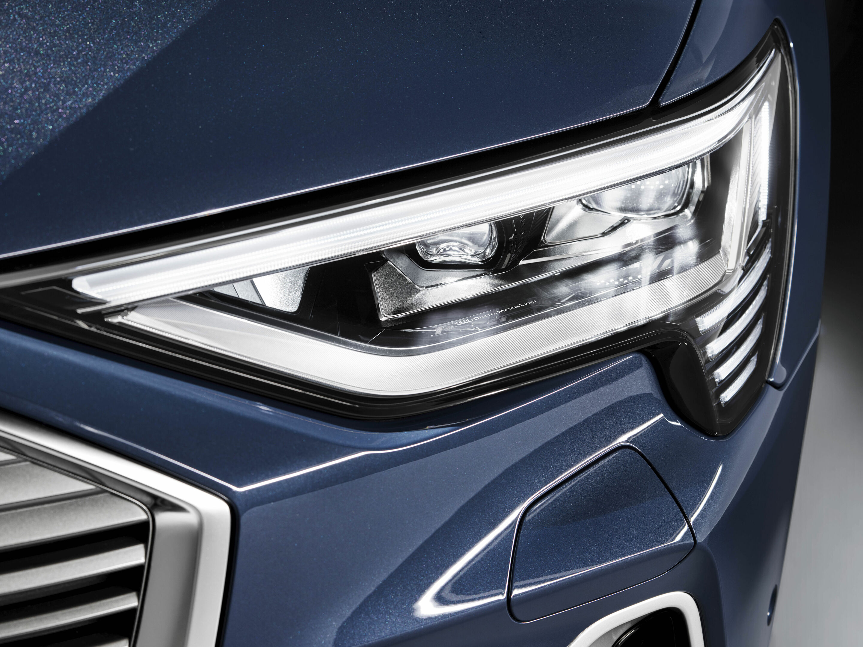 Audi e-tron Sportback - Audi e-tron Sportback: digital matrix LED headlight