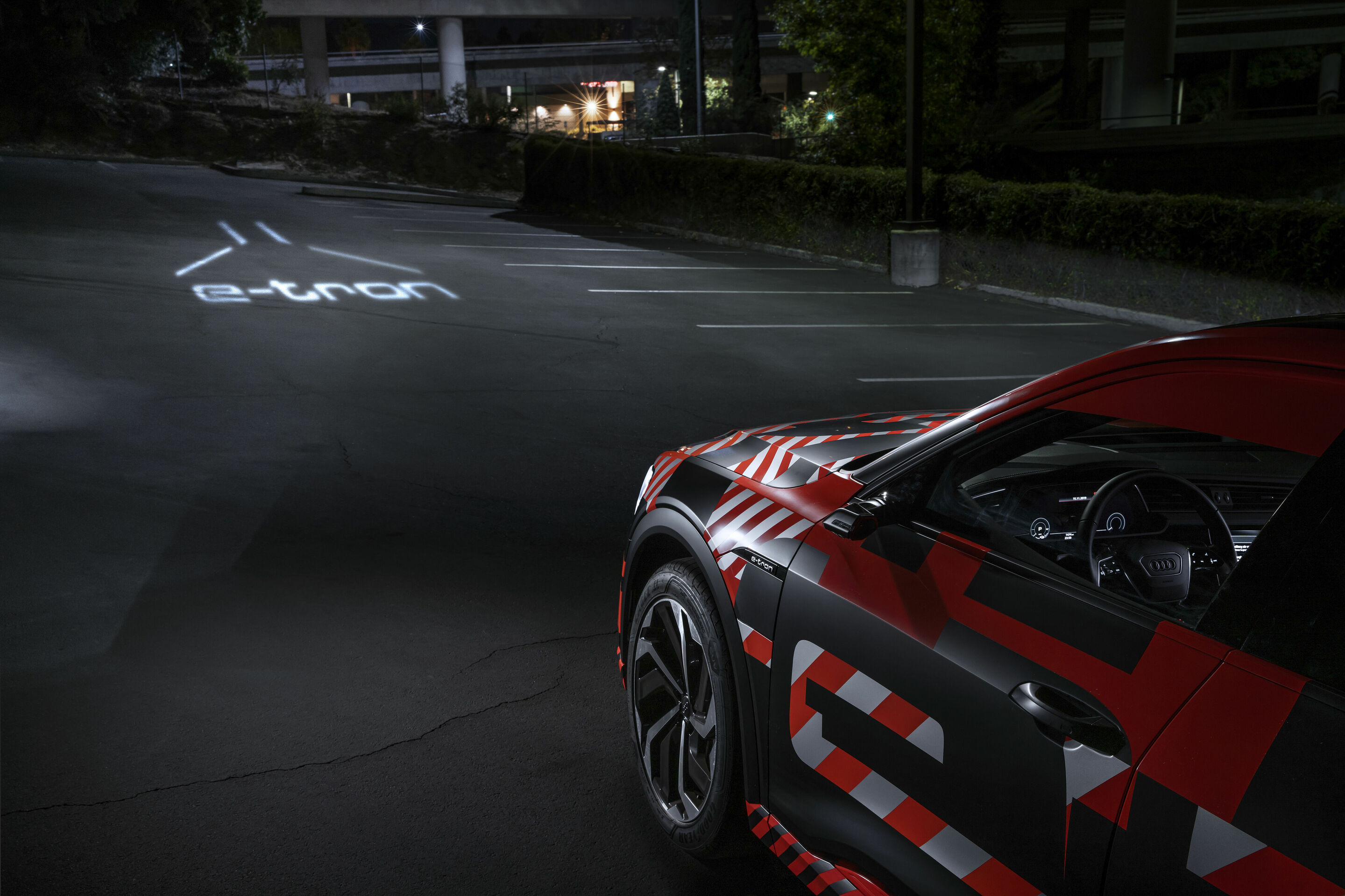 Audi e-tron Sportback - Audi e-tron Sportback: digital matrix LED headlight