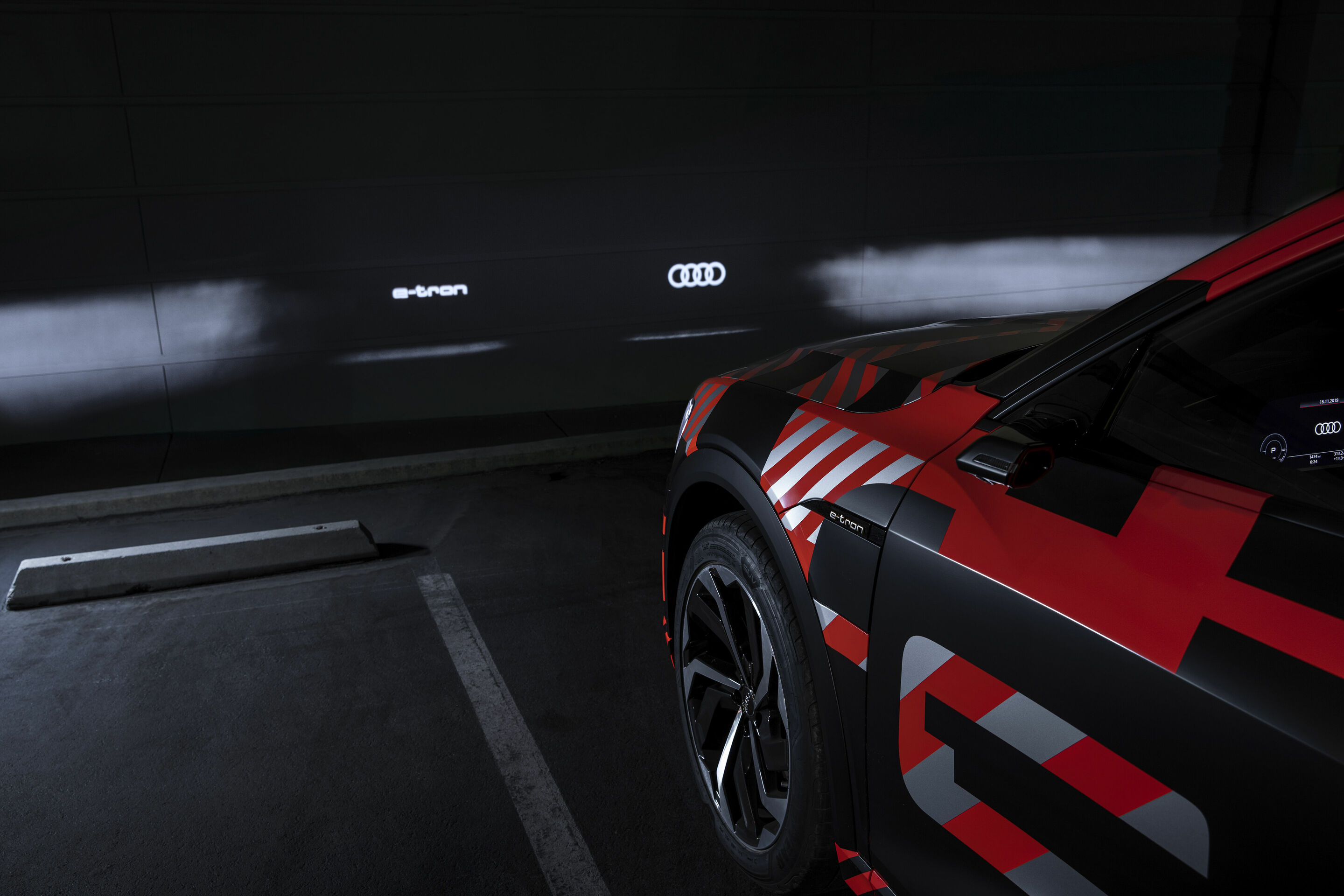Audi e-tron Sportback - Audi e-tron Sportback: digital matrix LED headlight