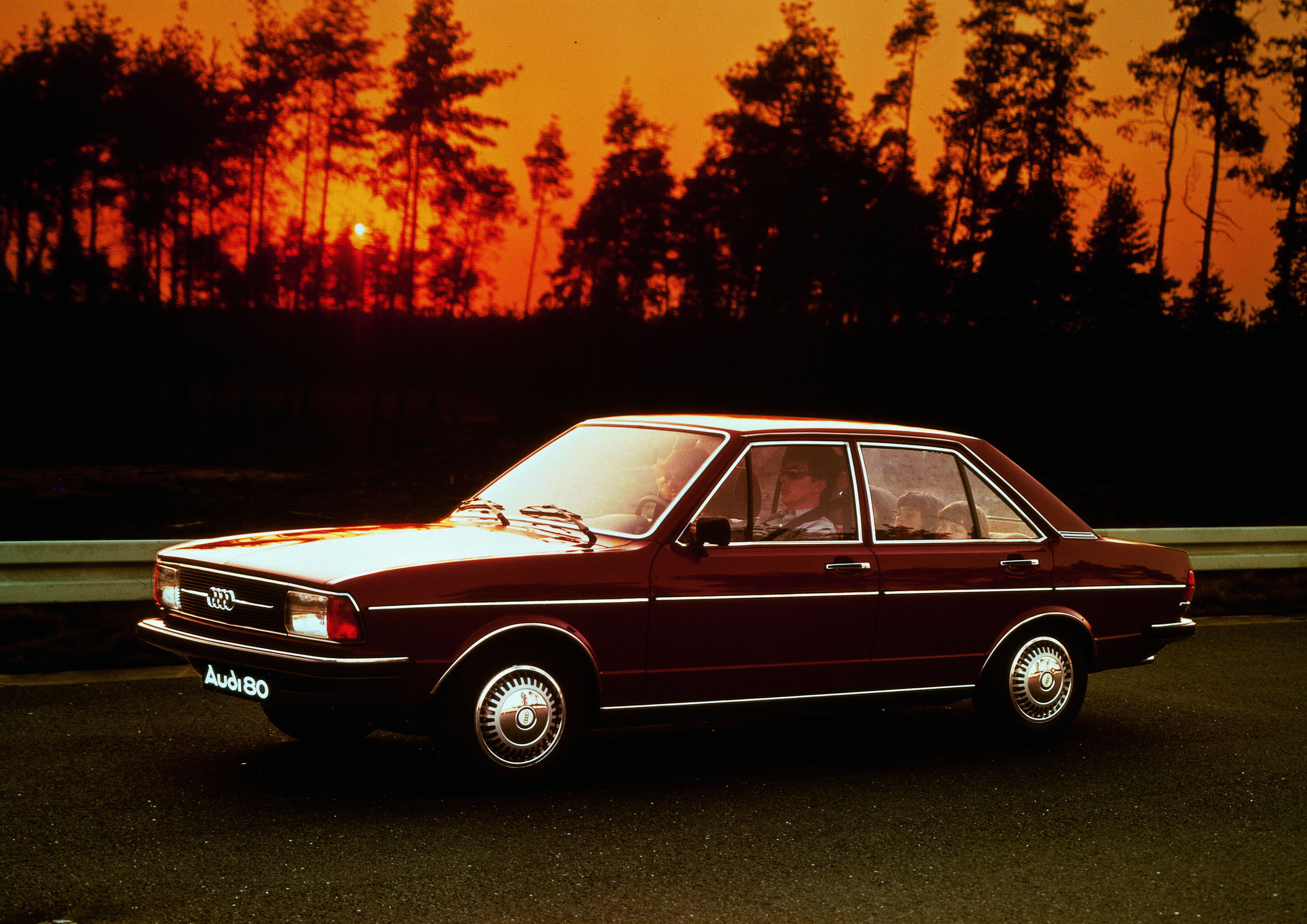 Audi 80 GLS, four-cylinder engine, 1588 ccm, 55 kW (75 bhp), 1977
