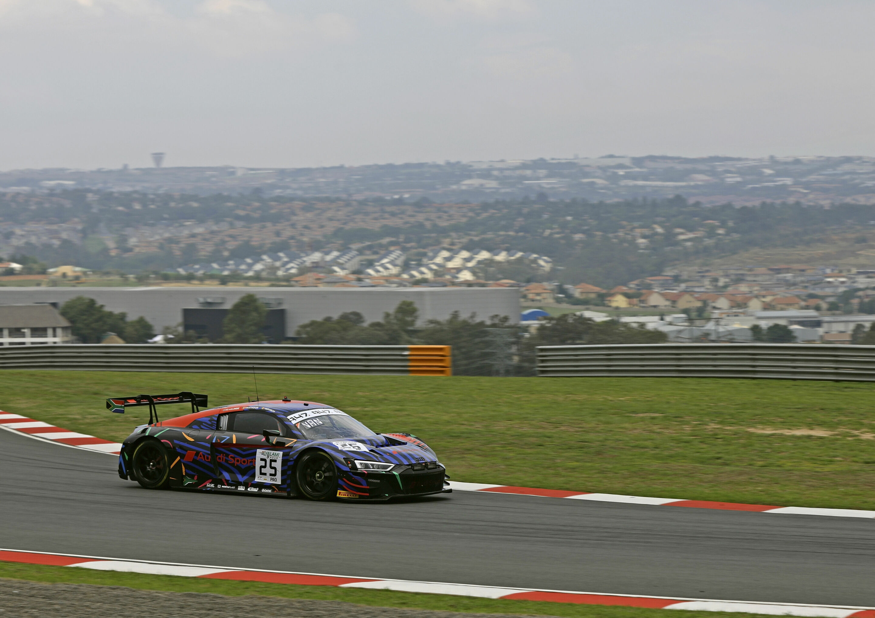 9h Kyalami 2019 - Audi R8 LMS #25 (Audi Sport Team WRT), Kelvin van der Linde/Dries Vanthoor/Frédéric Vervisch