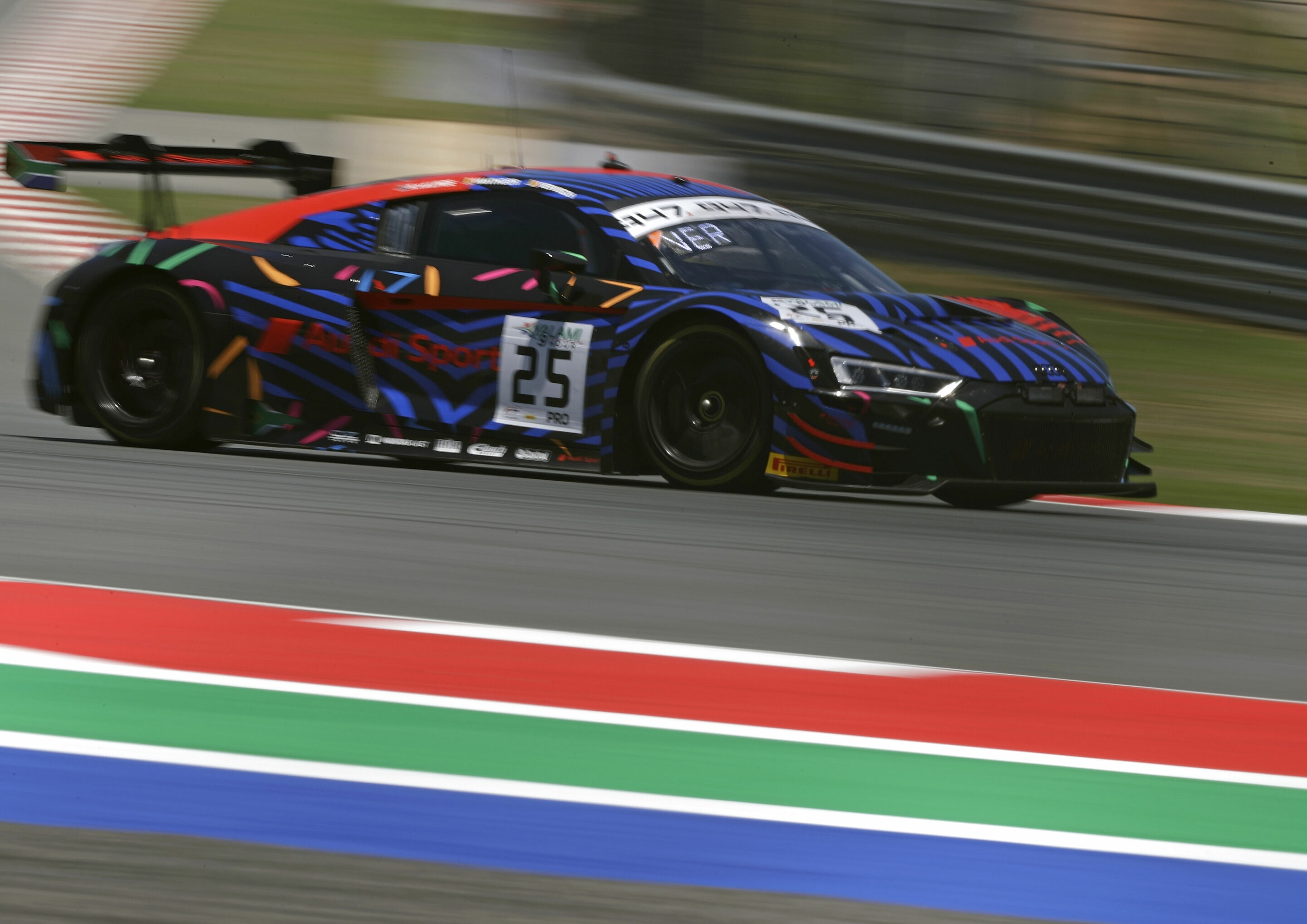 9h Kyalami 2019 - Audi R8 LMS #25 (Audi Sport Team WRT), Kelvin van der Linde/Dries Vanthoor/Frédéric Vervisch