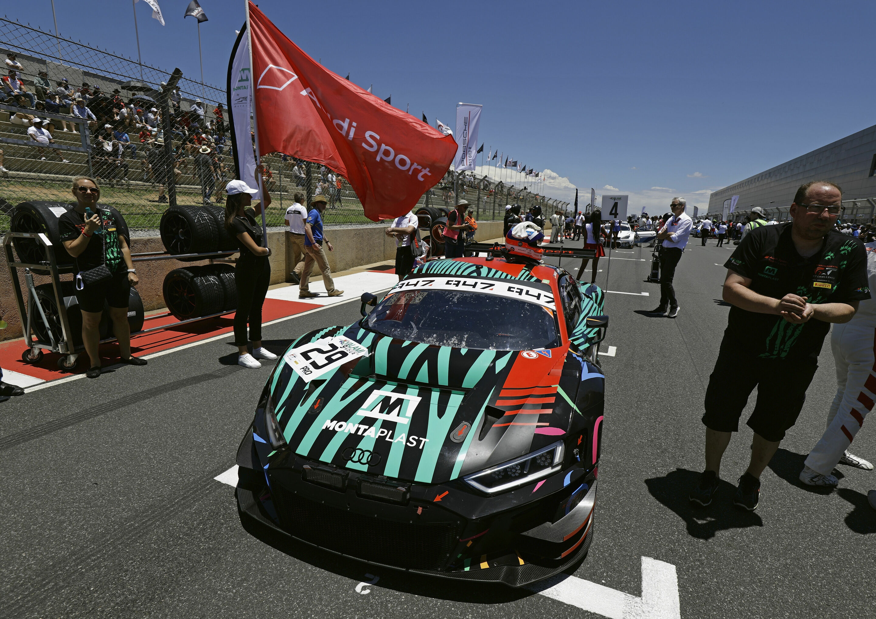 9h Kyalami 2019 - Audi R8 LMS #29 (Audi Sport Team Land), Christopher Haase/Christopher Mies/Markus Winkelhock