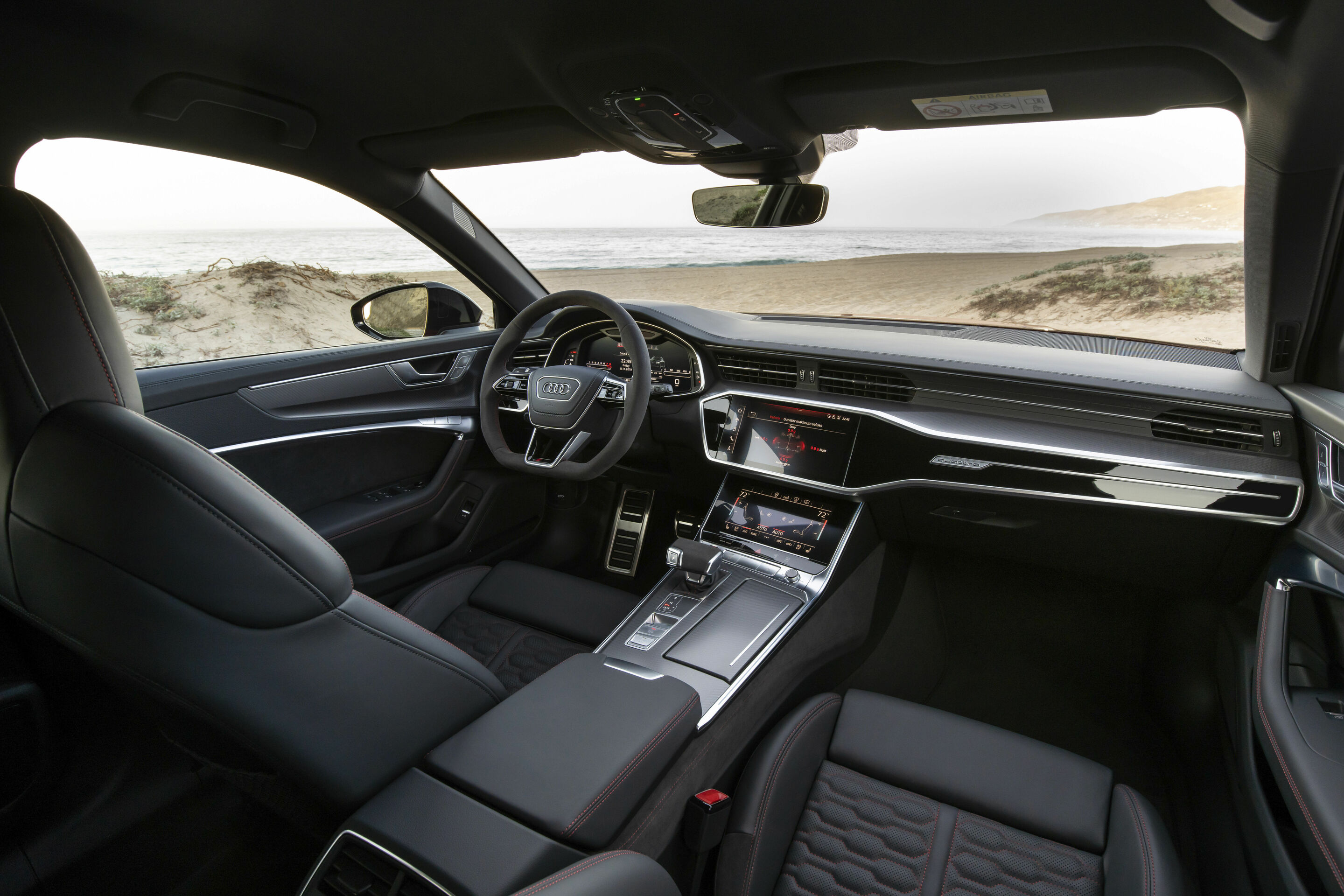 Audi RS 6 Avant - Interior