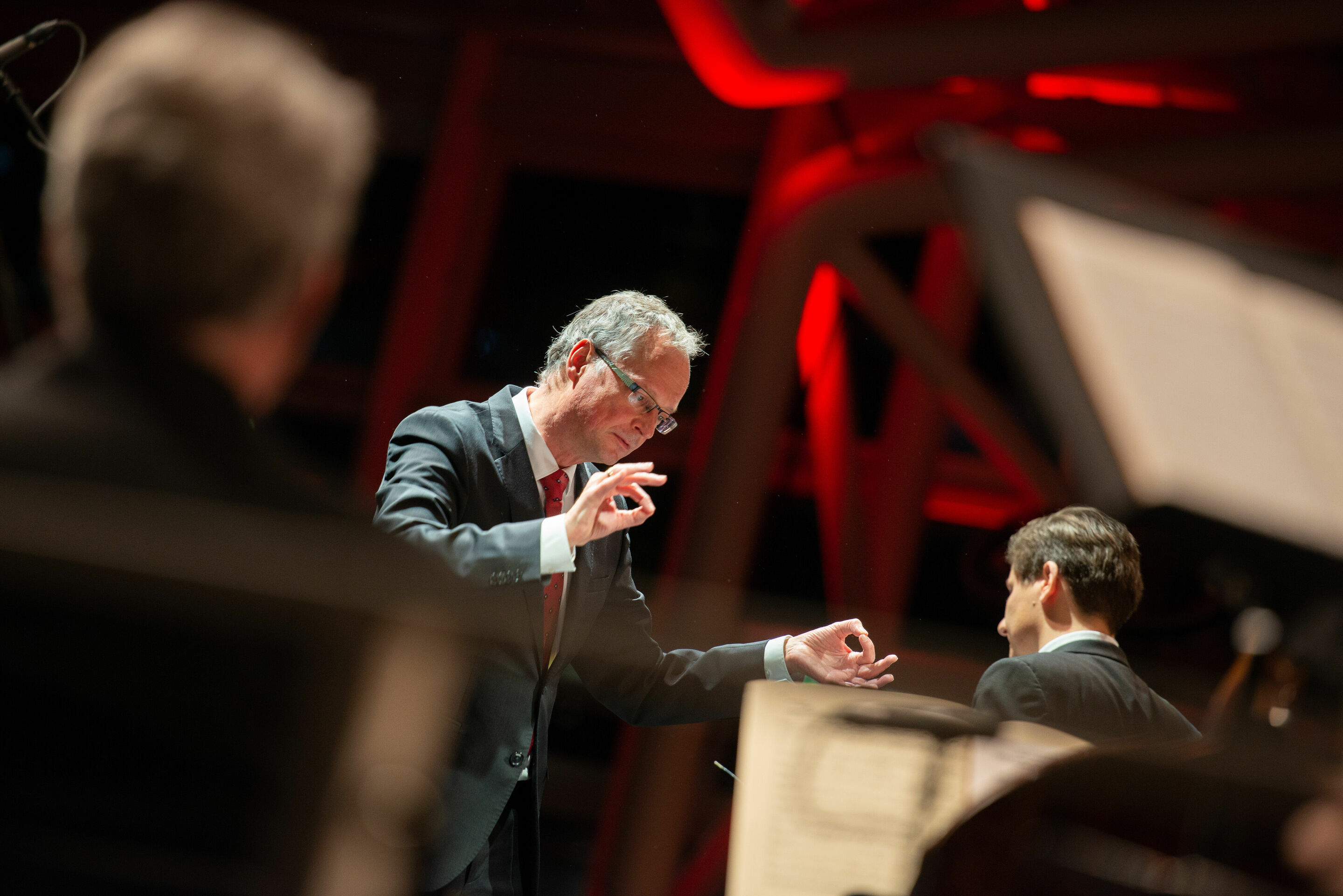 Audi Weihnachtskonzert - Audi Weihnachtskonzert am 13.12.2019 mit der Audi Jugendchorakademie, der Akademie für Alte Musik Berlin und den Gesangssolisten Sophie Klussmann (Sopran), Sophie Harmsen (Alt), Patrick Grahl (Tenor) sowie Matthias Winckhler (Bass)...