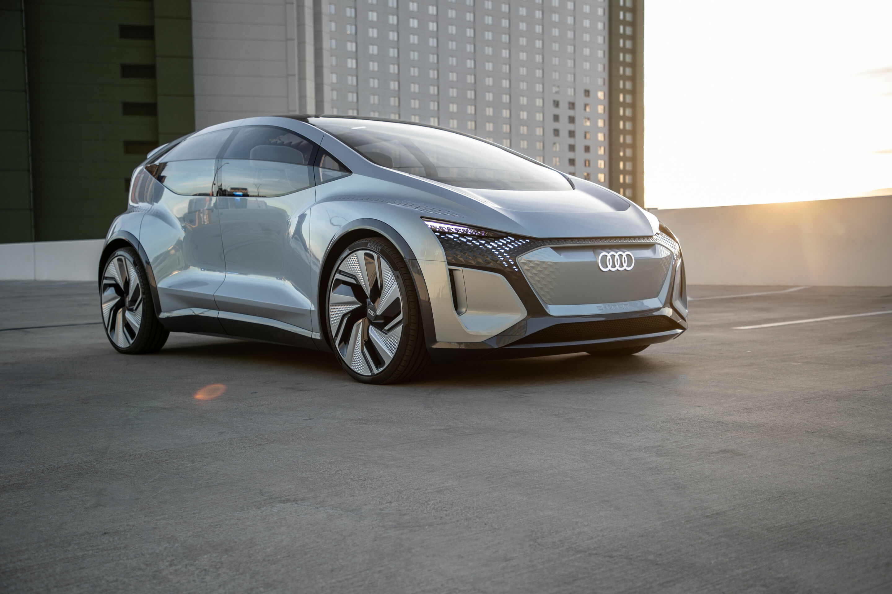 Audi AI:ME (2019) - Standaufnahme
Farbe: Aurora Silver