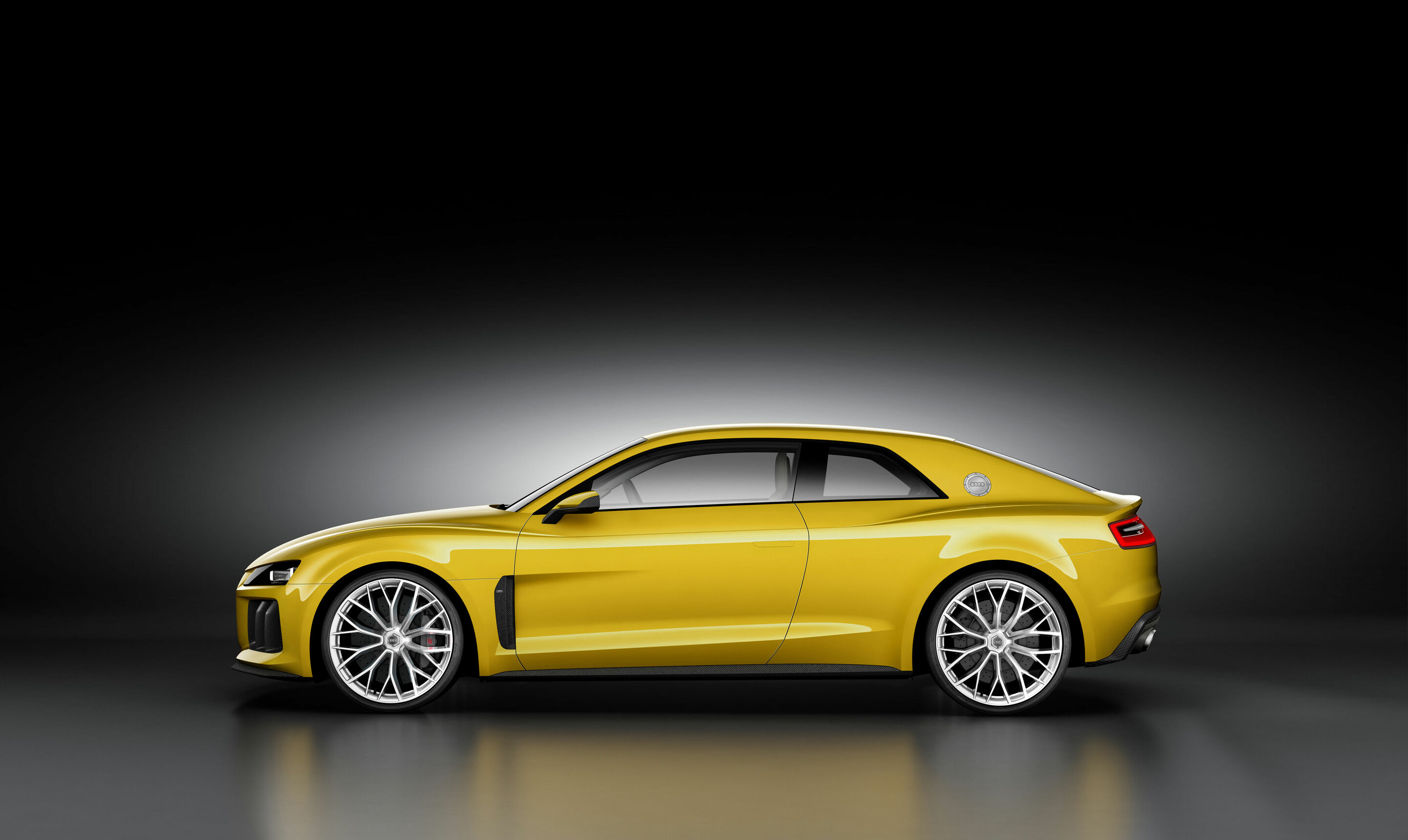 Audi Sport quattro concept (2013) - Standaufnahme 

Farbe: Energiegelb