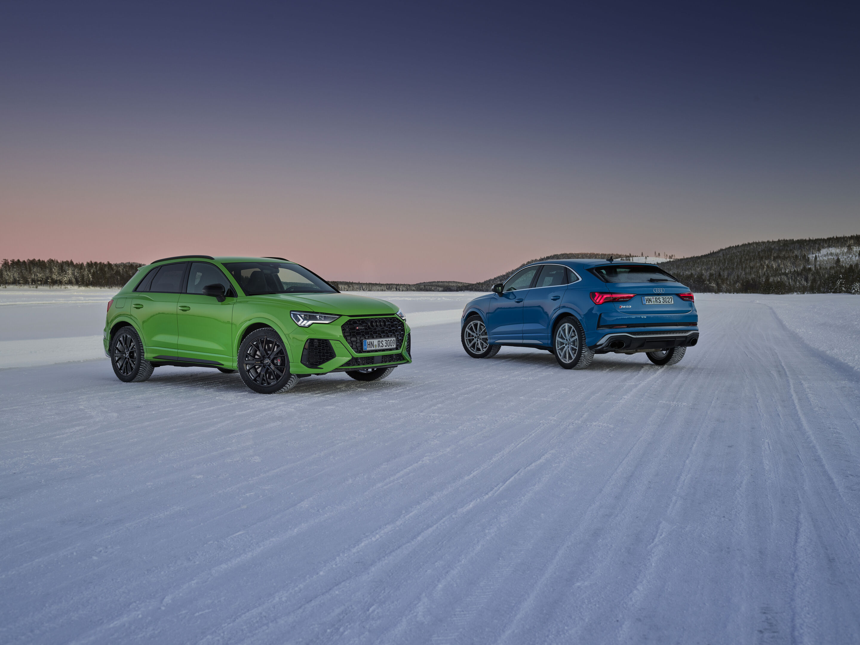 Audi RS Q3 / Audi RS Q3 Sportback (until 2025) - Static photo
Color: Turbo blue, Kyalami green