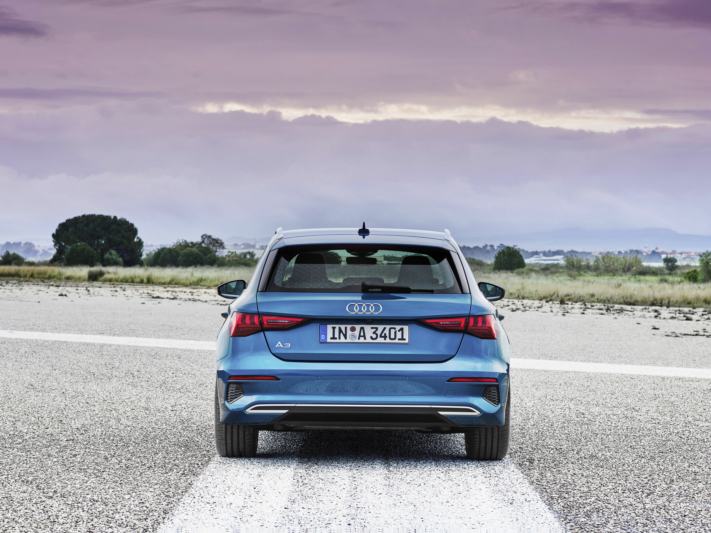 Audi A3 Sportback - Standaufnahme,
Farbe: Atollblau