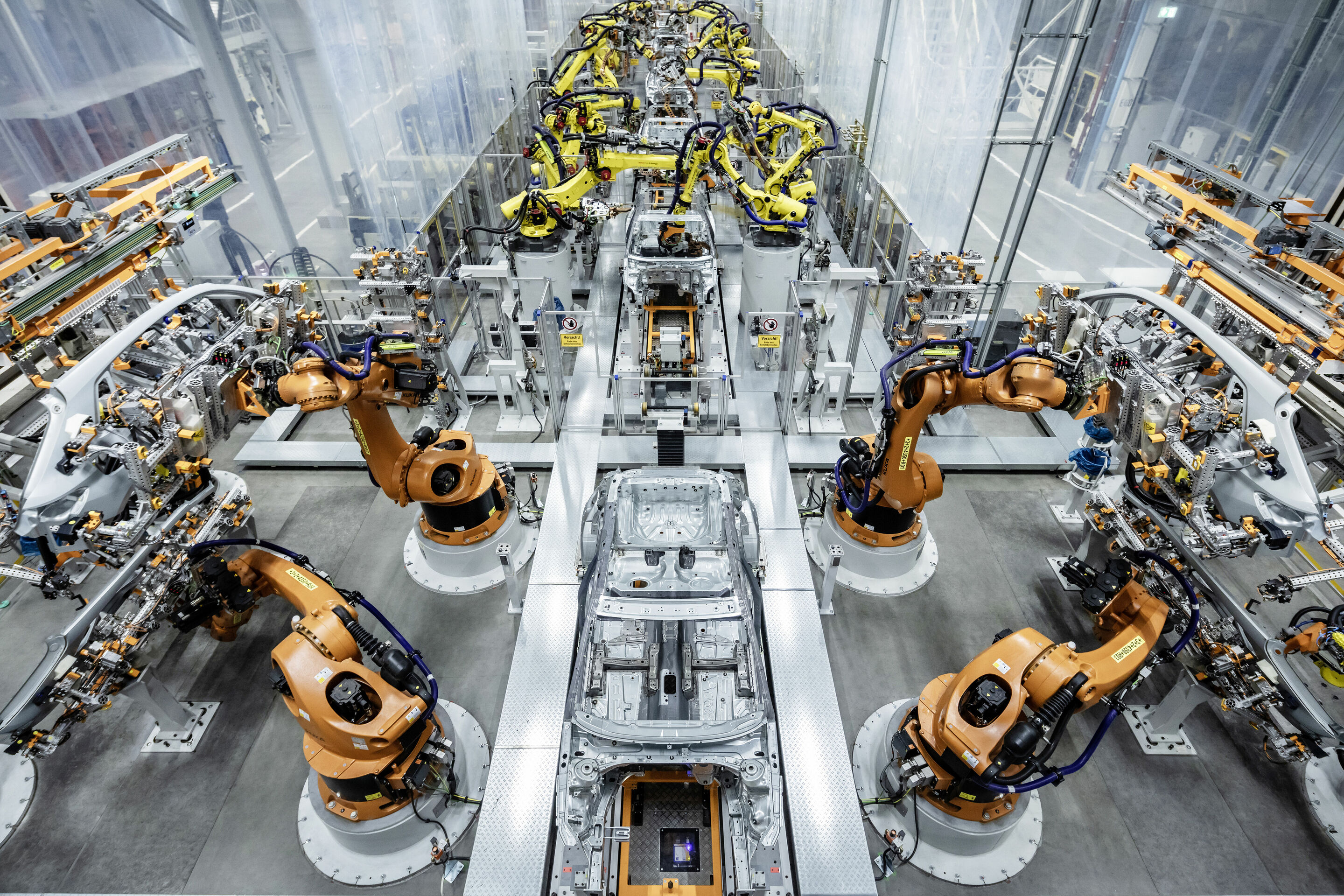 Audi Site Ingolstadt - Production of the Audi A3 Sportback: Body shop – Joining side panels with body-in-white