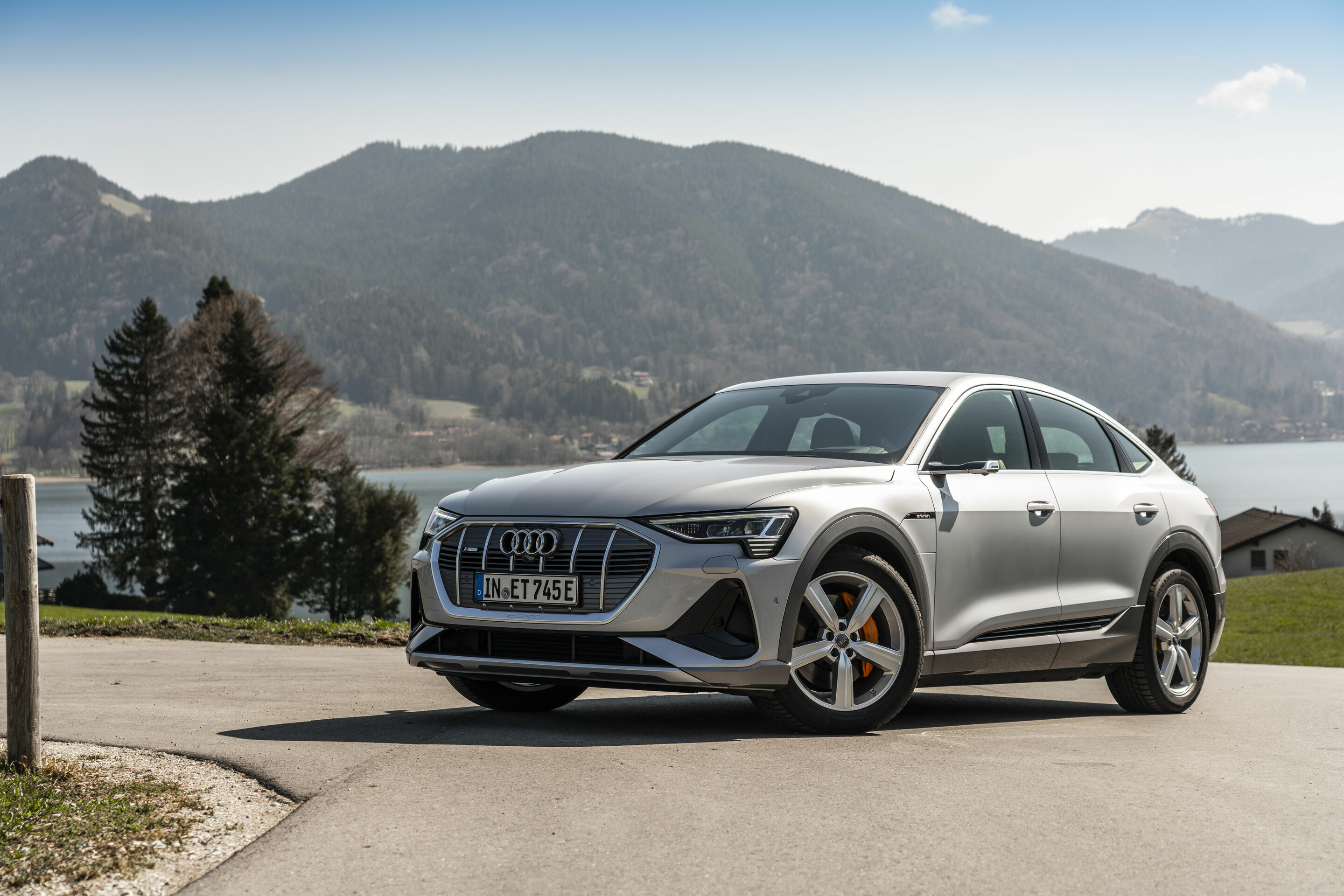 Audi e-tron Sportback 55 quattro - Static photo,
Colour: Florett Silver
