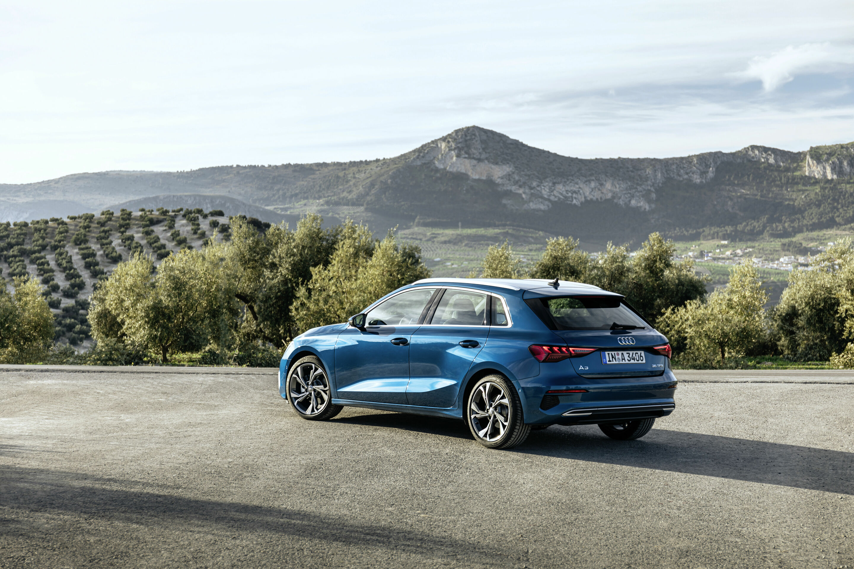 Audi A3 Sportback - Static photo,
Colour: Atoll blue