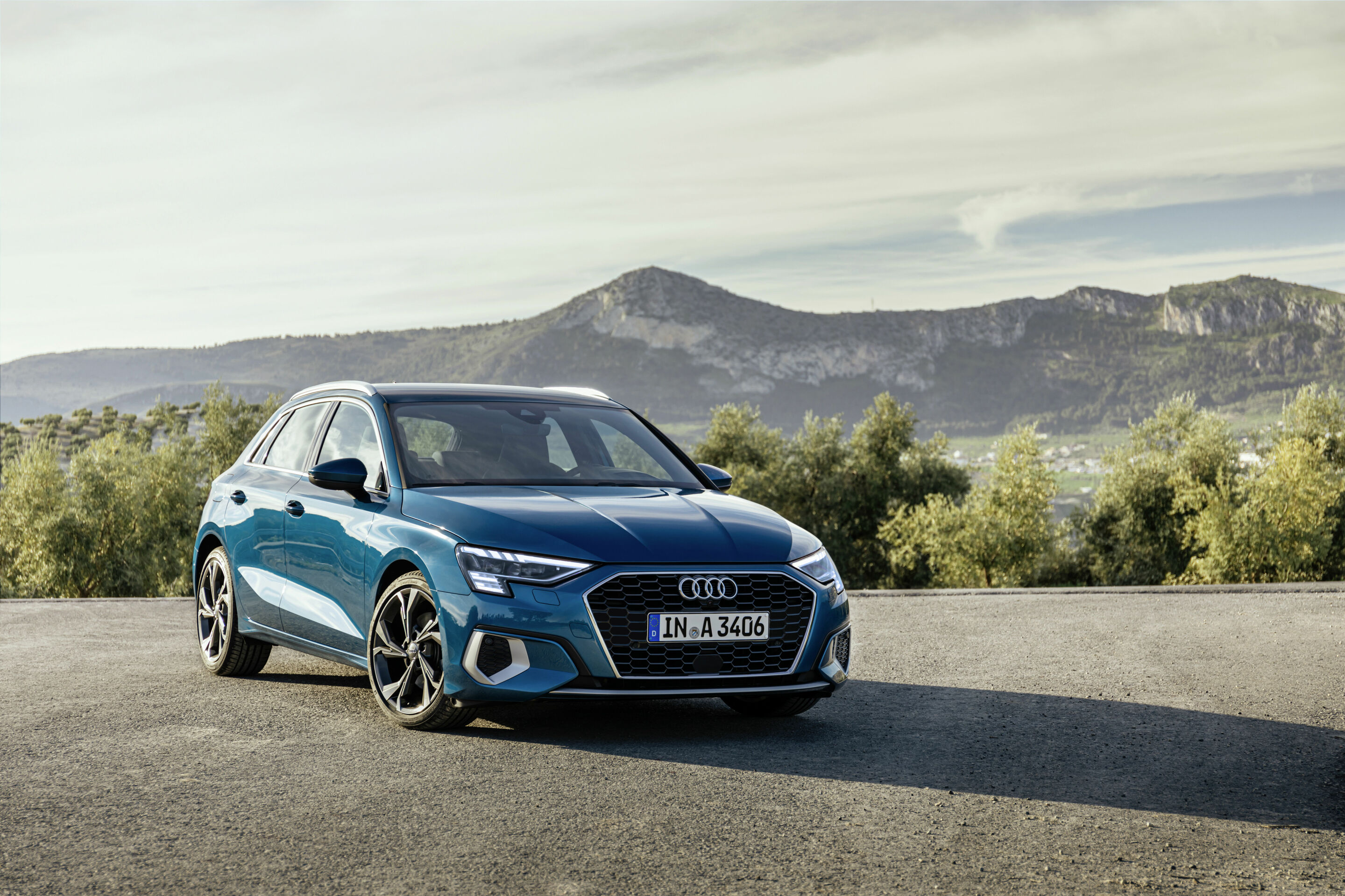 Audi A3 Sportback - Standaufnahme,
Farbe: Atollblau