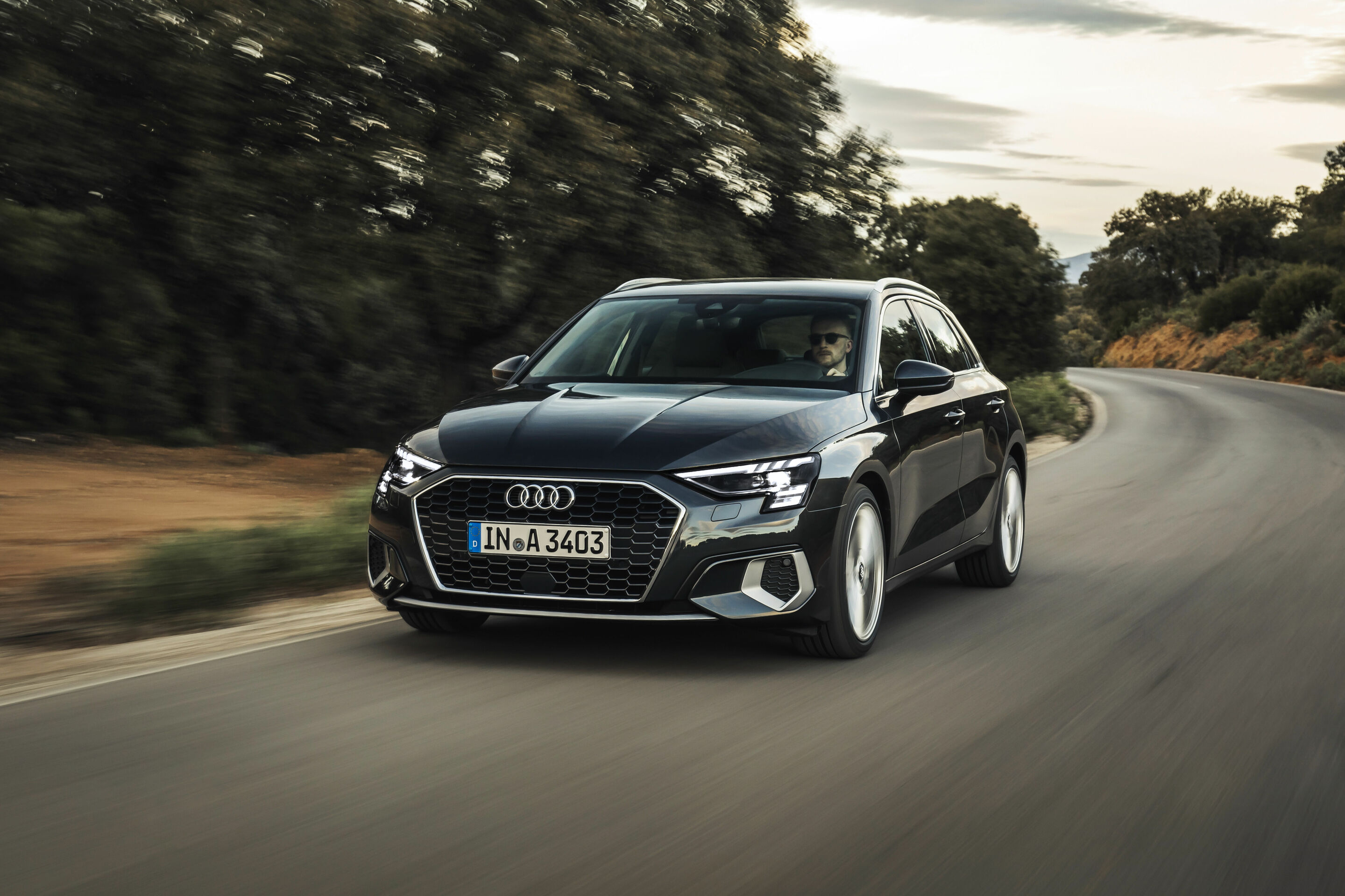 Audi A3 Sportback - Dynamic photo,
Colour: Manhattan gray