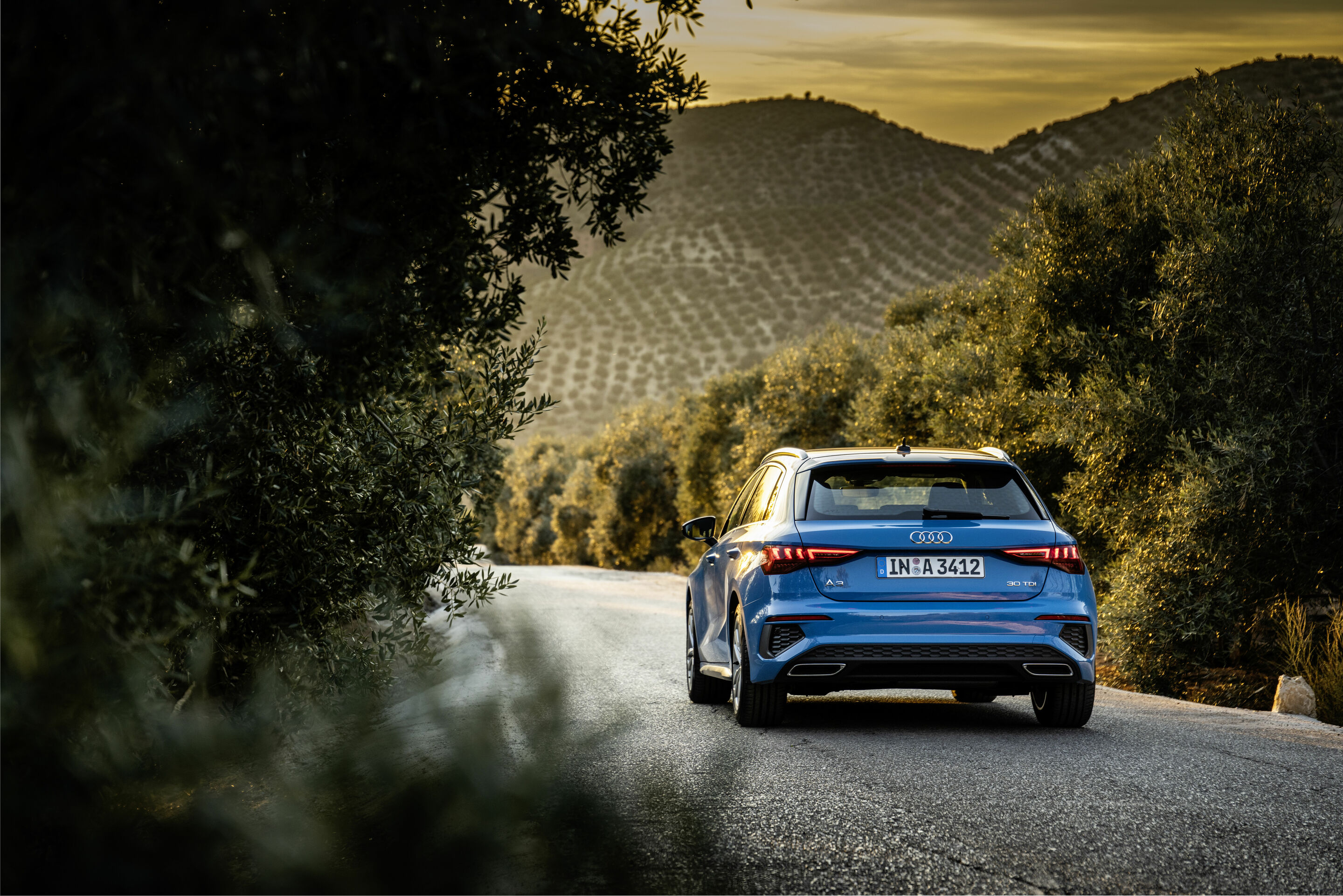Audi A3 Sportback - Static photo,
Colour: Turbo blue