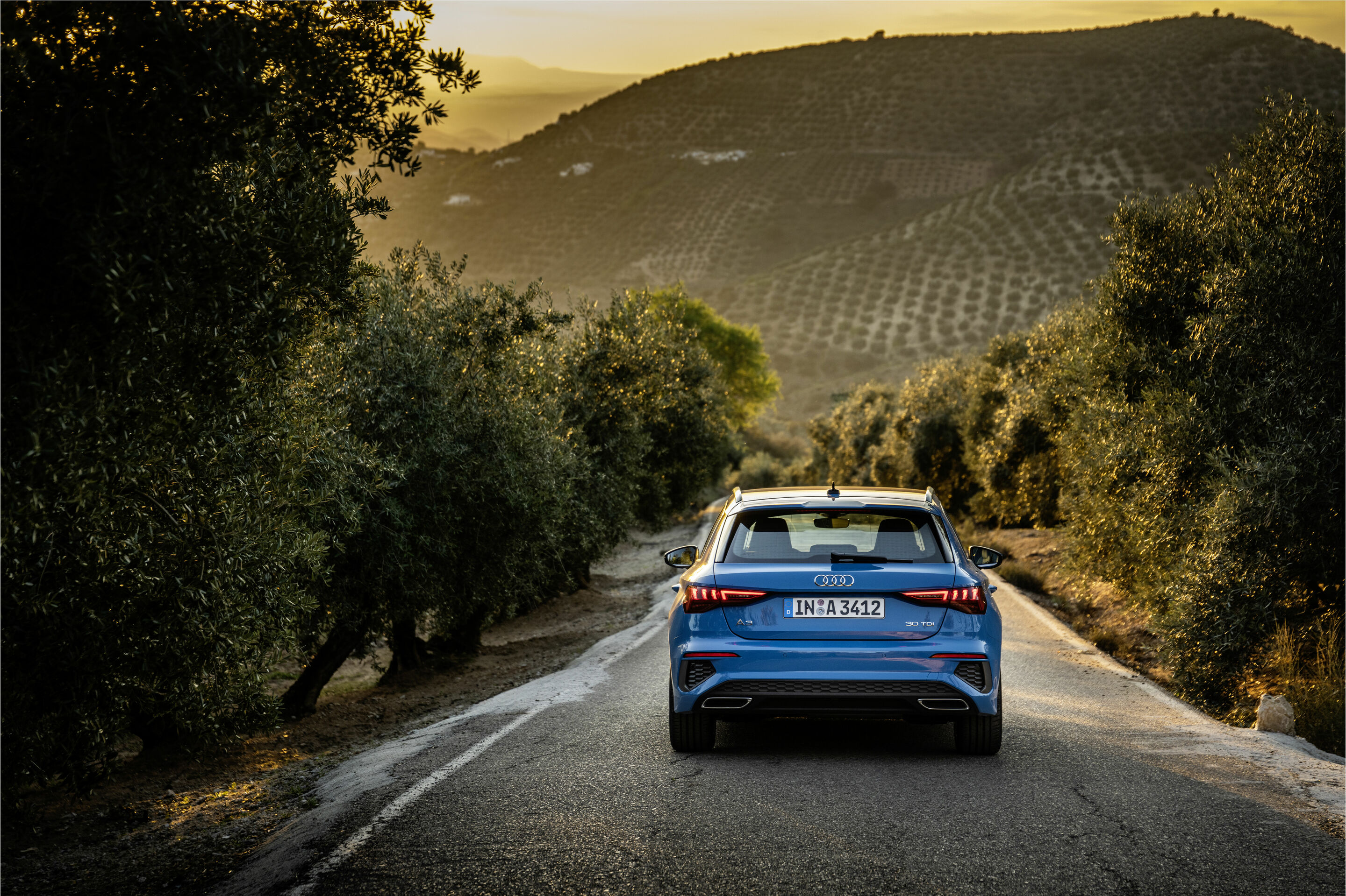 Audi A3 Sportback - Standaufnahme,
Farbe: Turboblau