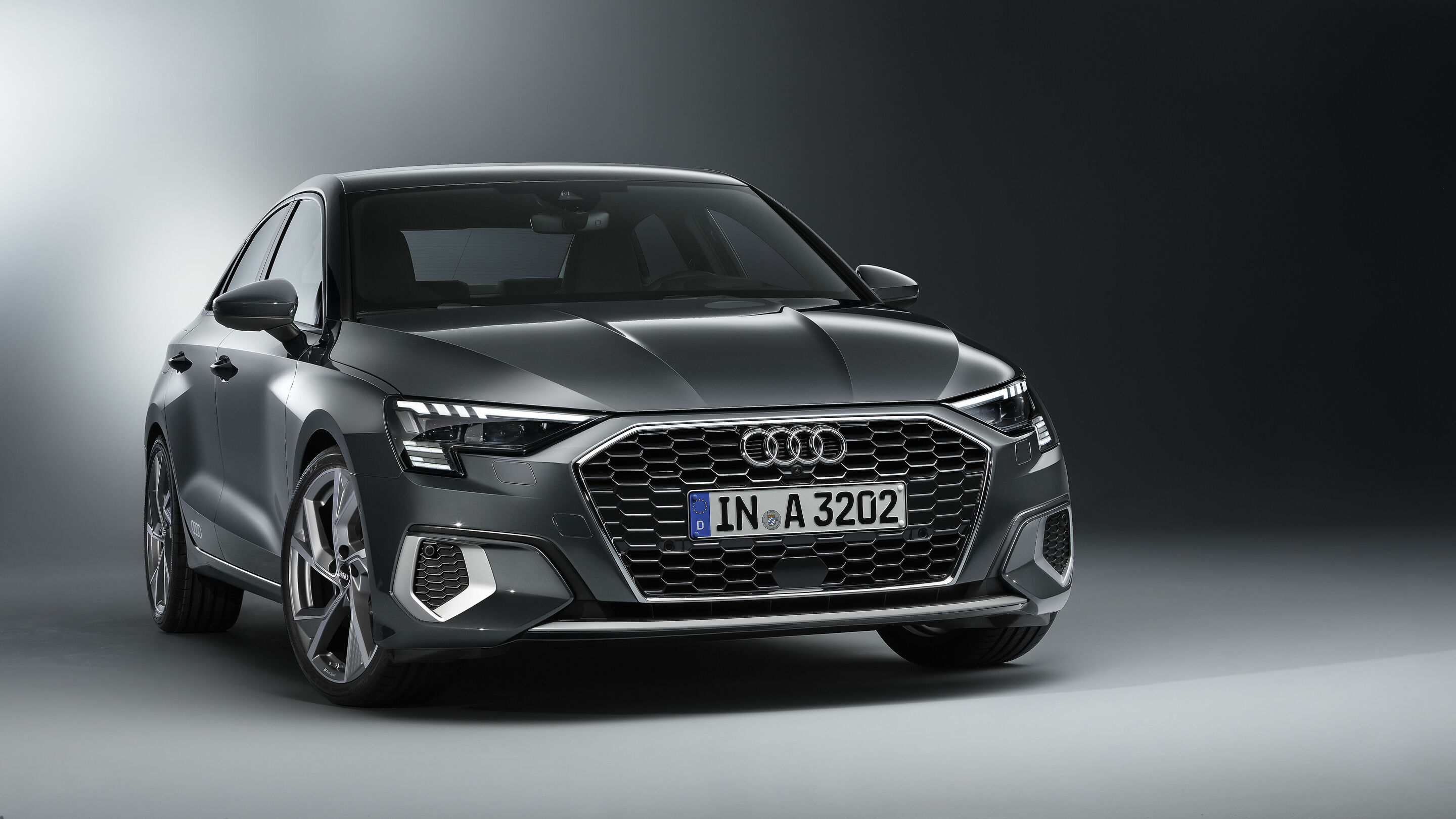 Audi A3 Limousine - Standaufnahme,
Farbe: Manhattan grau