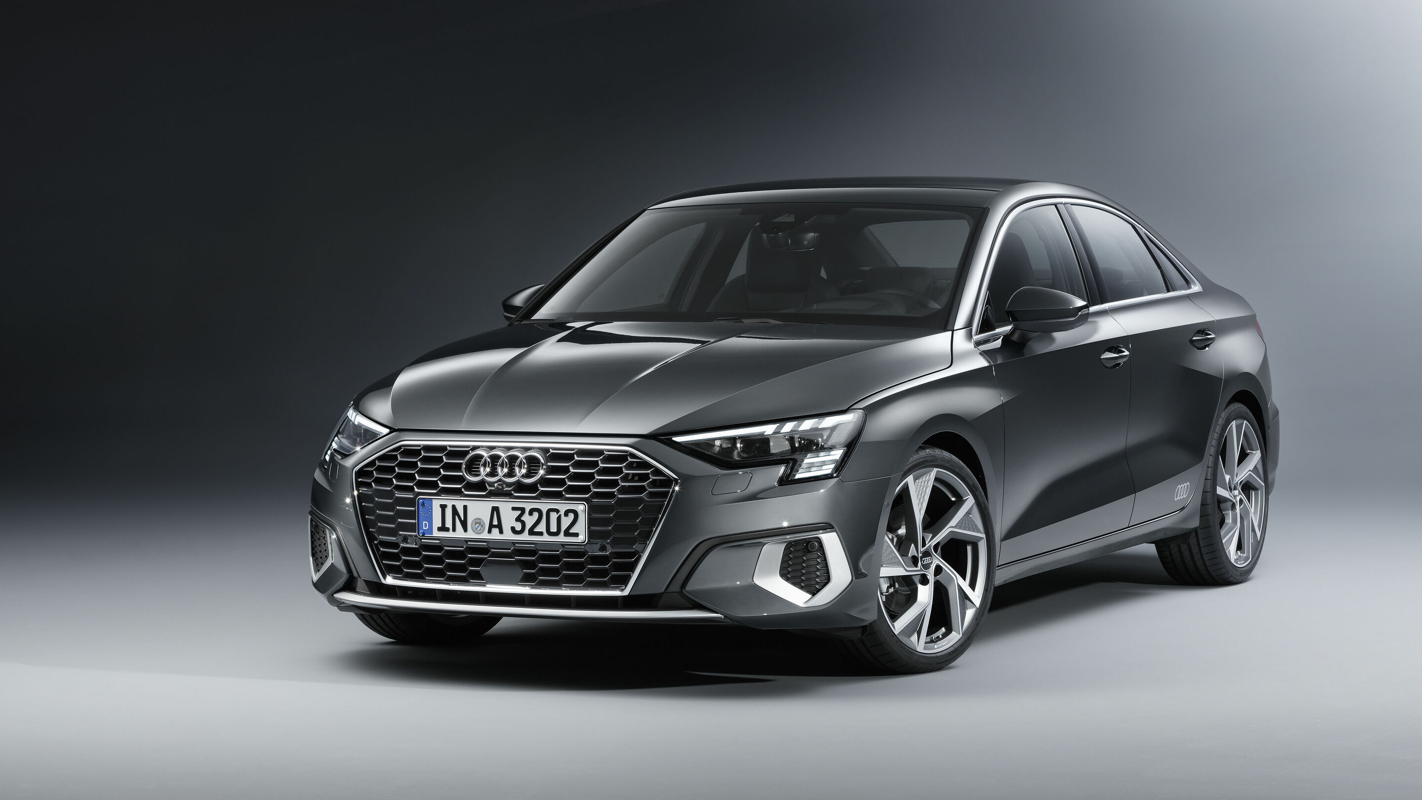 Audi A3 Limousine - Standaufnahme,
Farbe: Manhattan grau