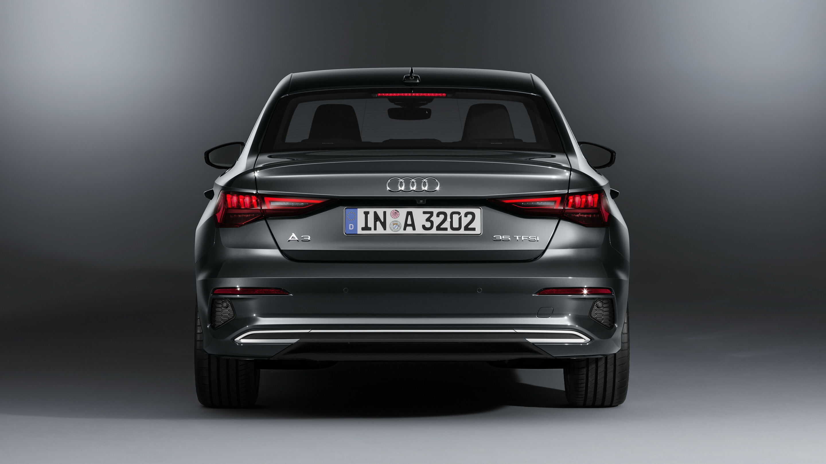 Audi A3 Limousine - Standaufnahme,
Farbe: Manhattan grau
