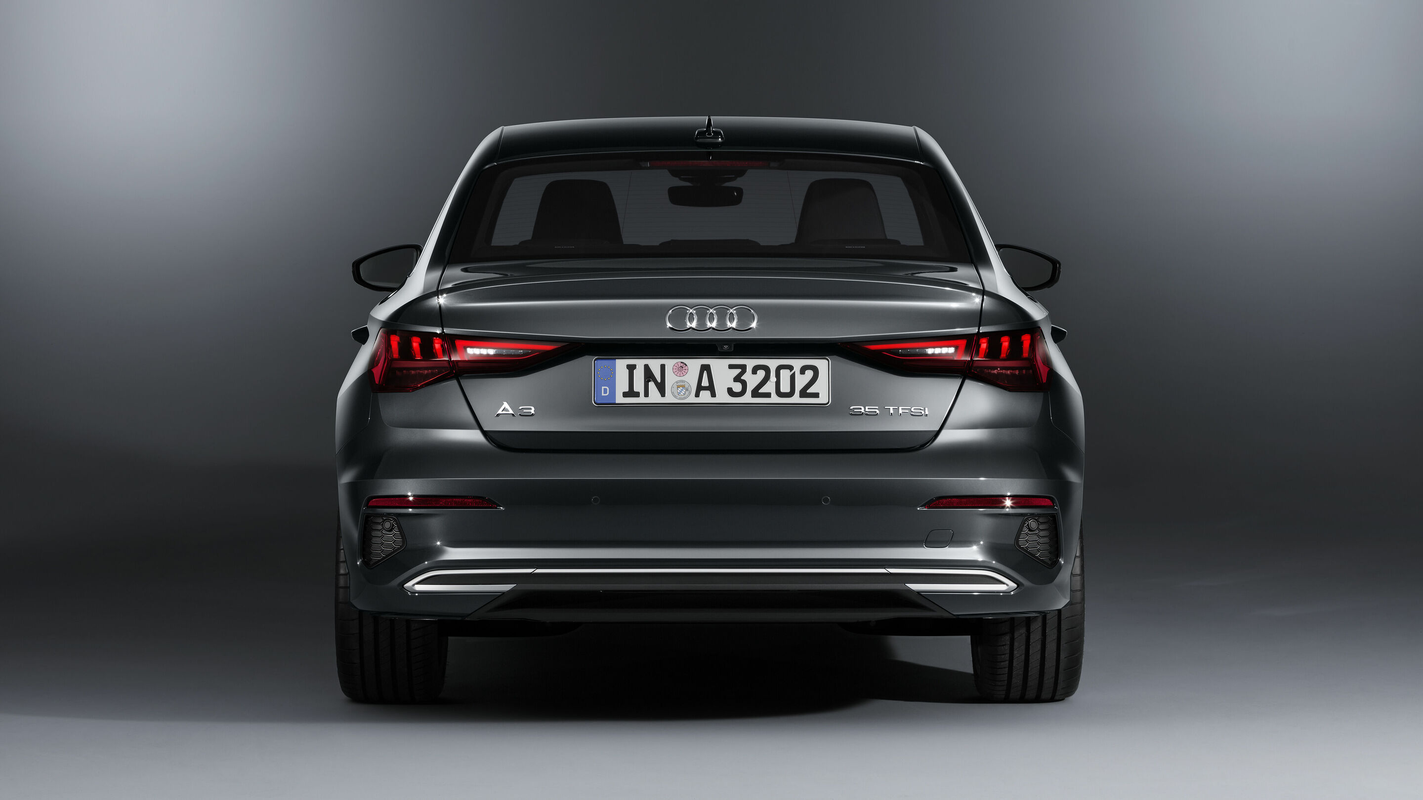 Audi A3 Limousine - Standaufnahme,
Farbe: Manhattan grau