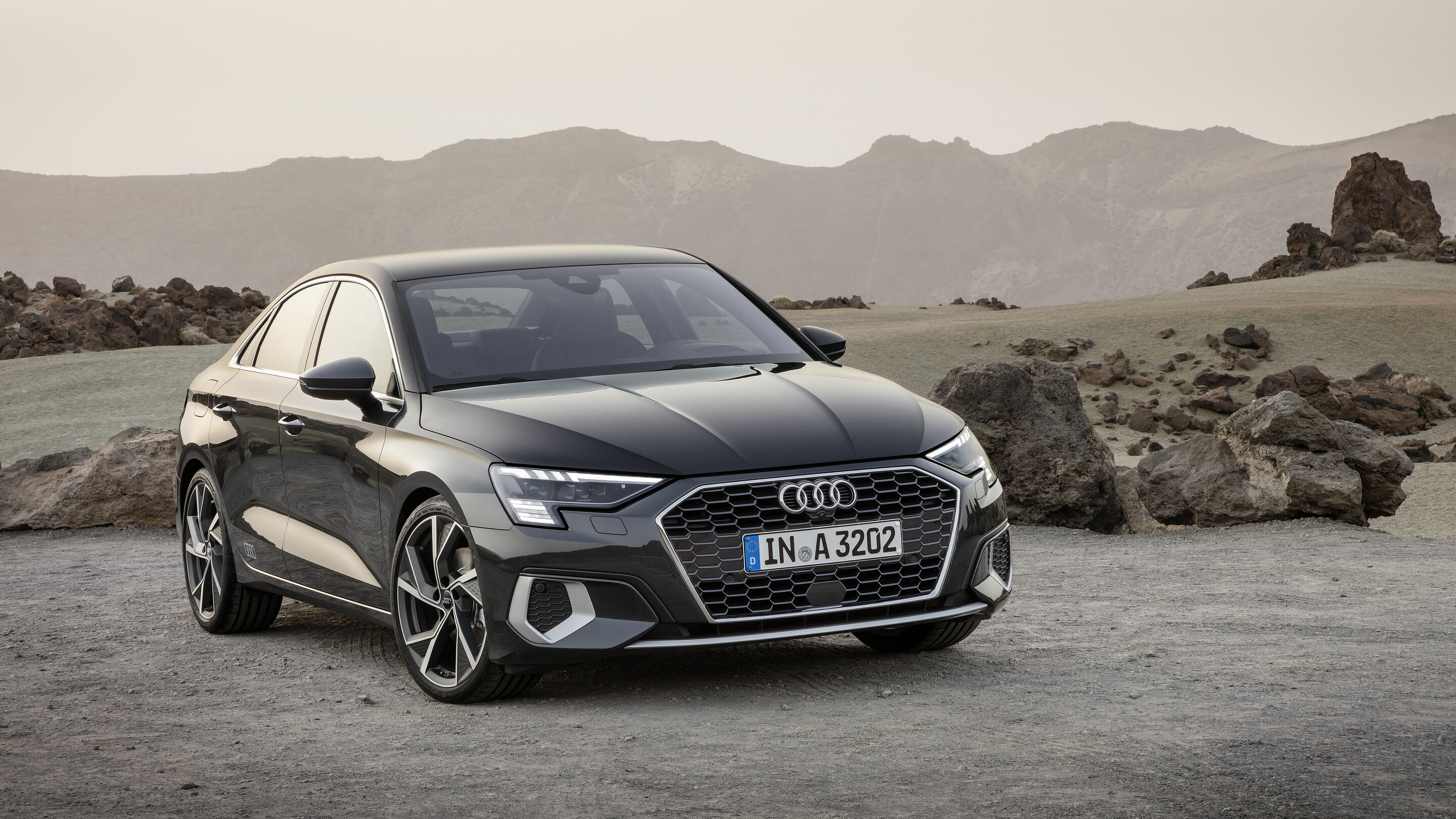 Audi A3 Limousine - Standaufnahme,
Farbe: Manhattan grau