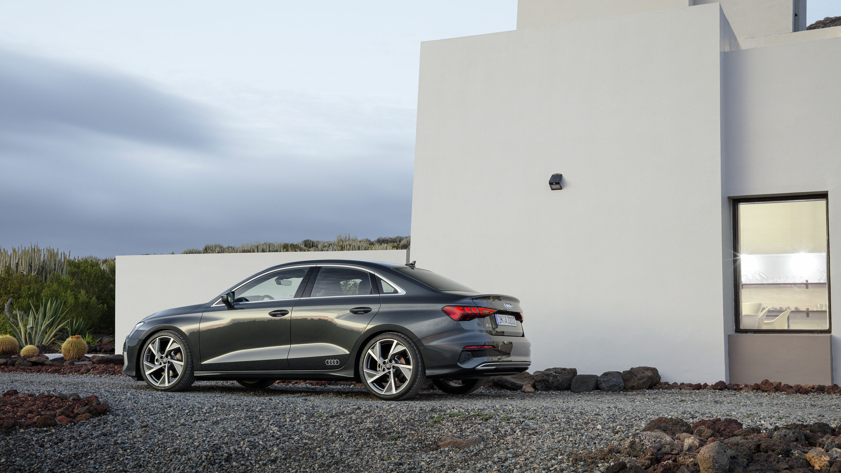 Audi A3 Sedan - Static photo,
Colour: Manhattan gray