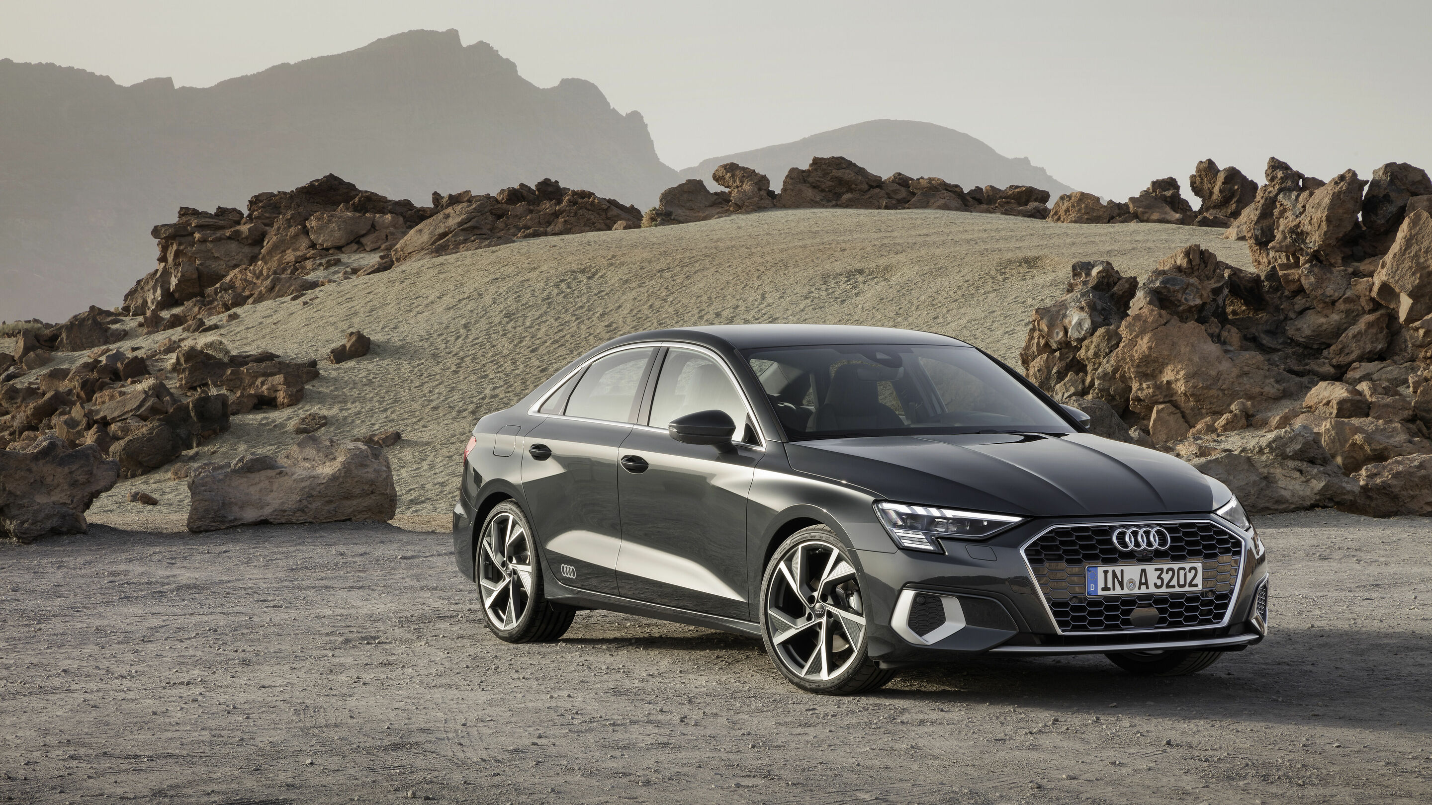 Audi A3 Limousine - Standaufnahme,
Farbe: Manhattan grau