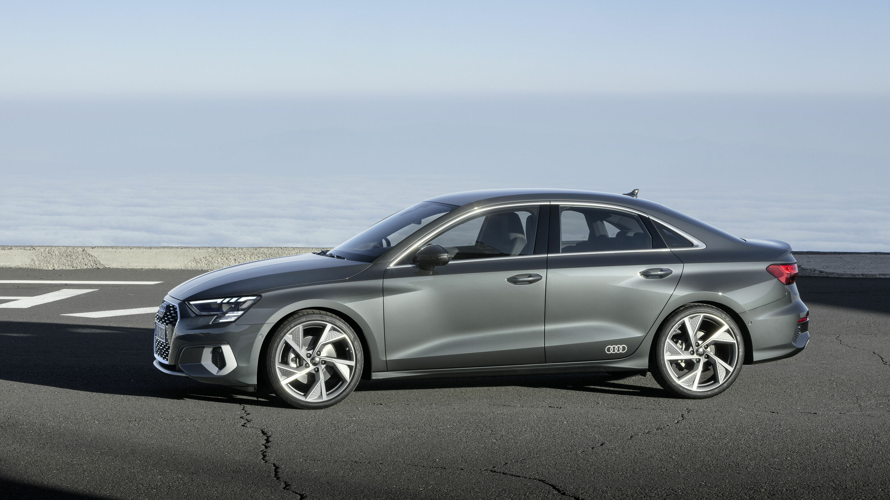Audi A3 Sedan - Static photo,
Colour: Manhattan gray