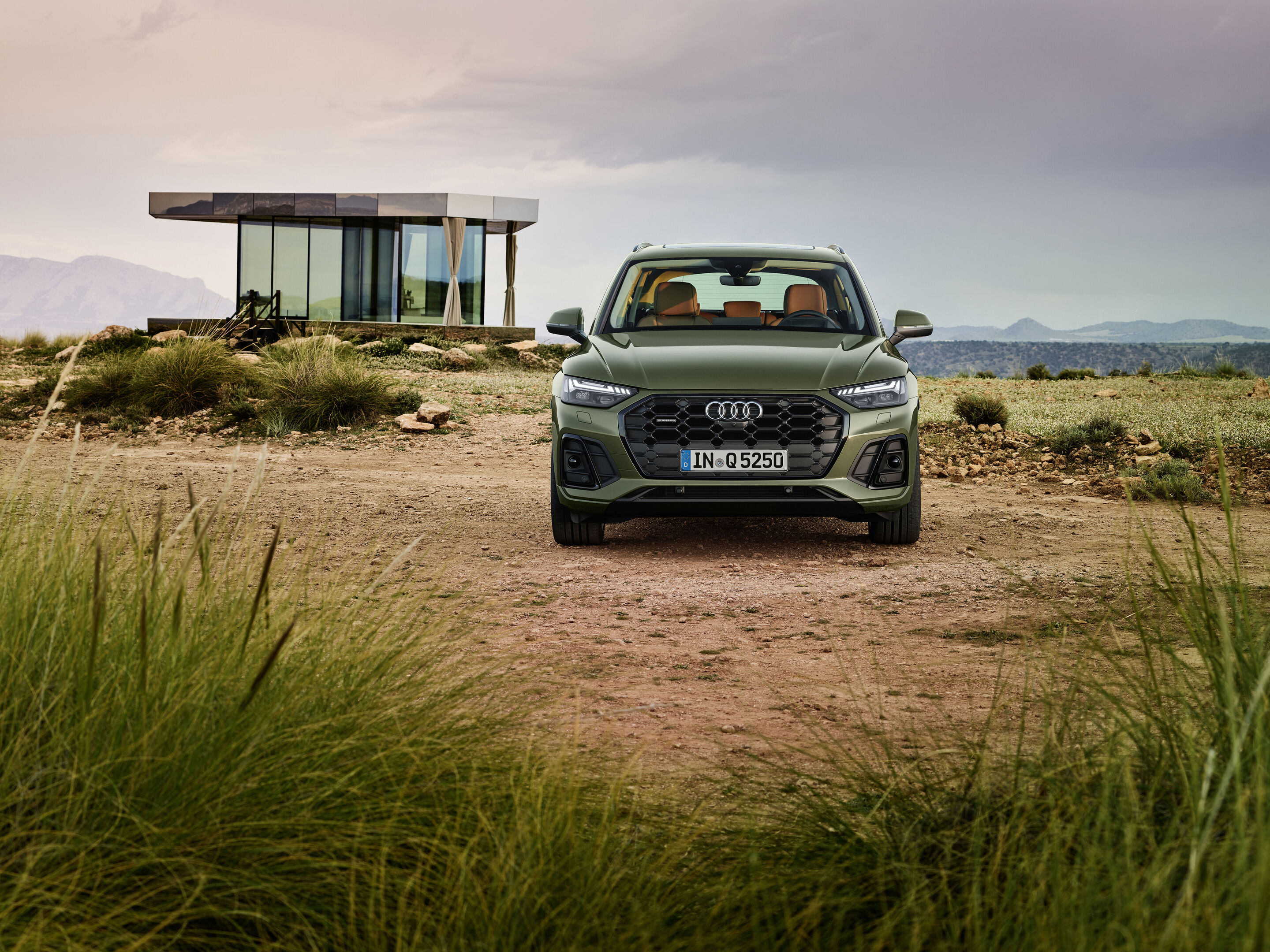 Audi Q5 40 TDI (bis 2024) - Standaufnahme
Farbe: Distriktgrün