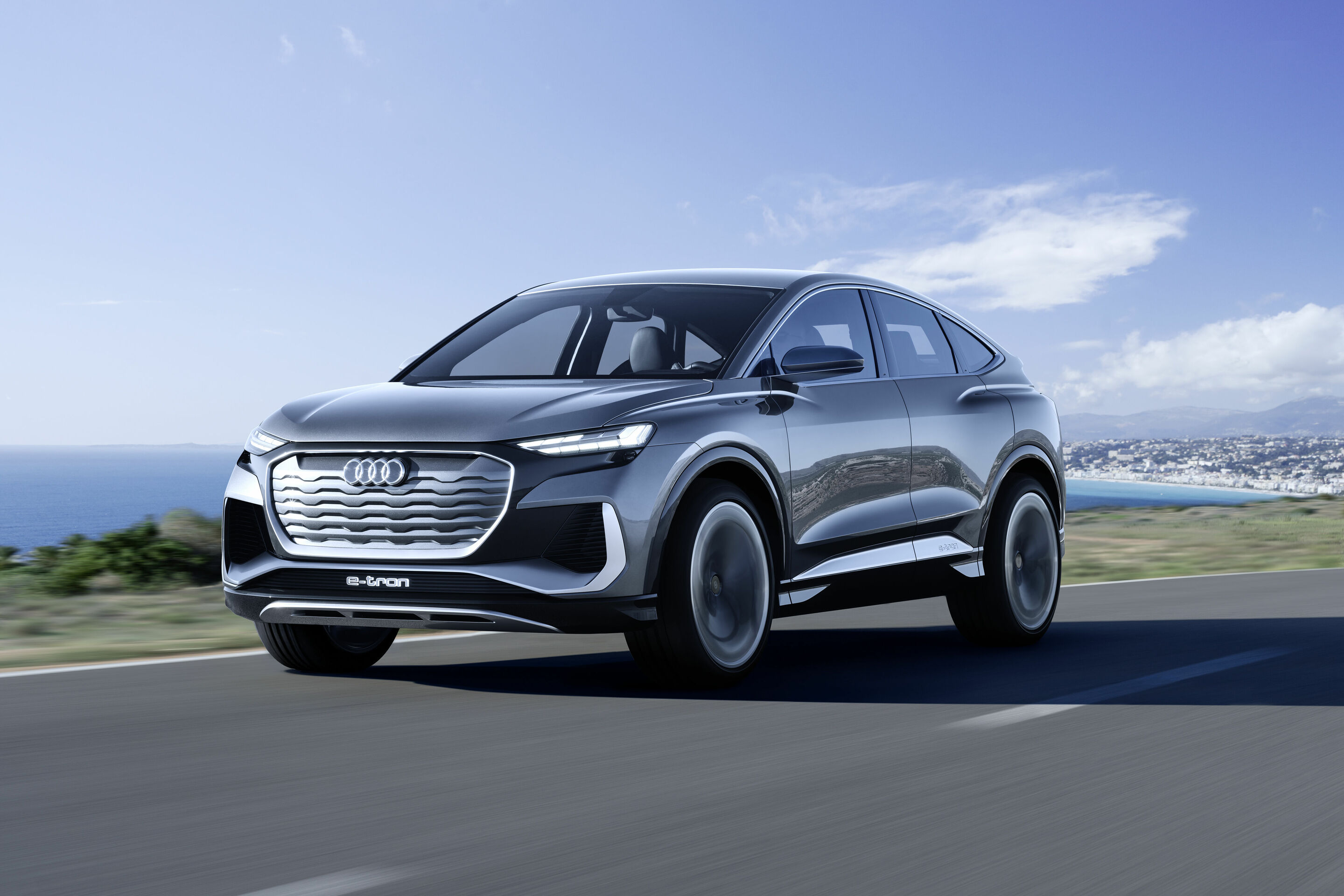Q4 Sportback e-tron concept - Q4 Sportback e-tron concept