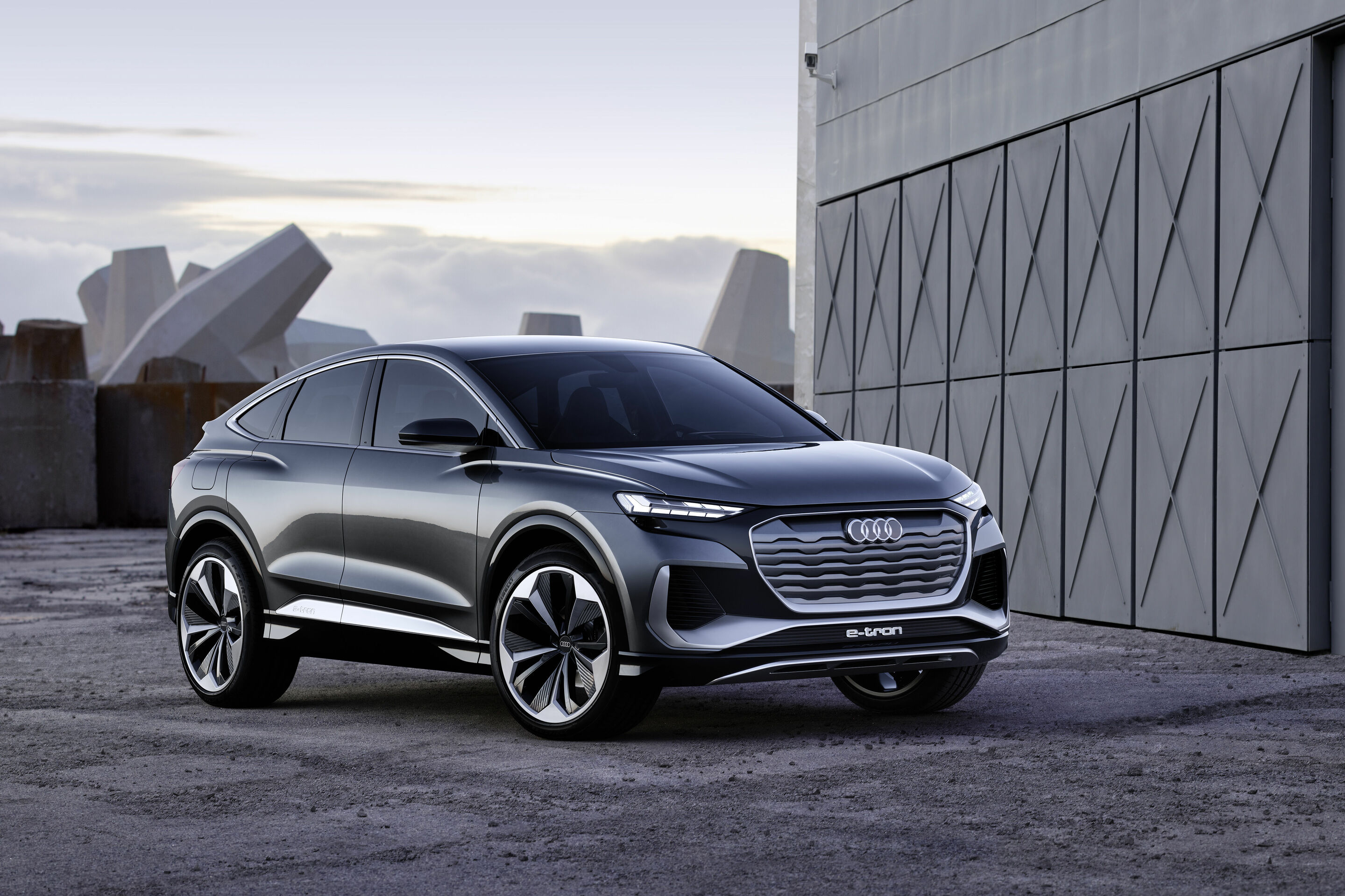 Q4 Sportback e-tron concept - Q4 Sportback e-tron concept