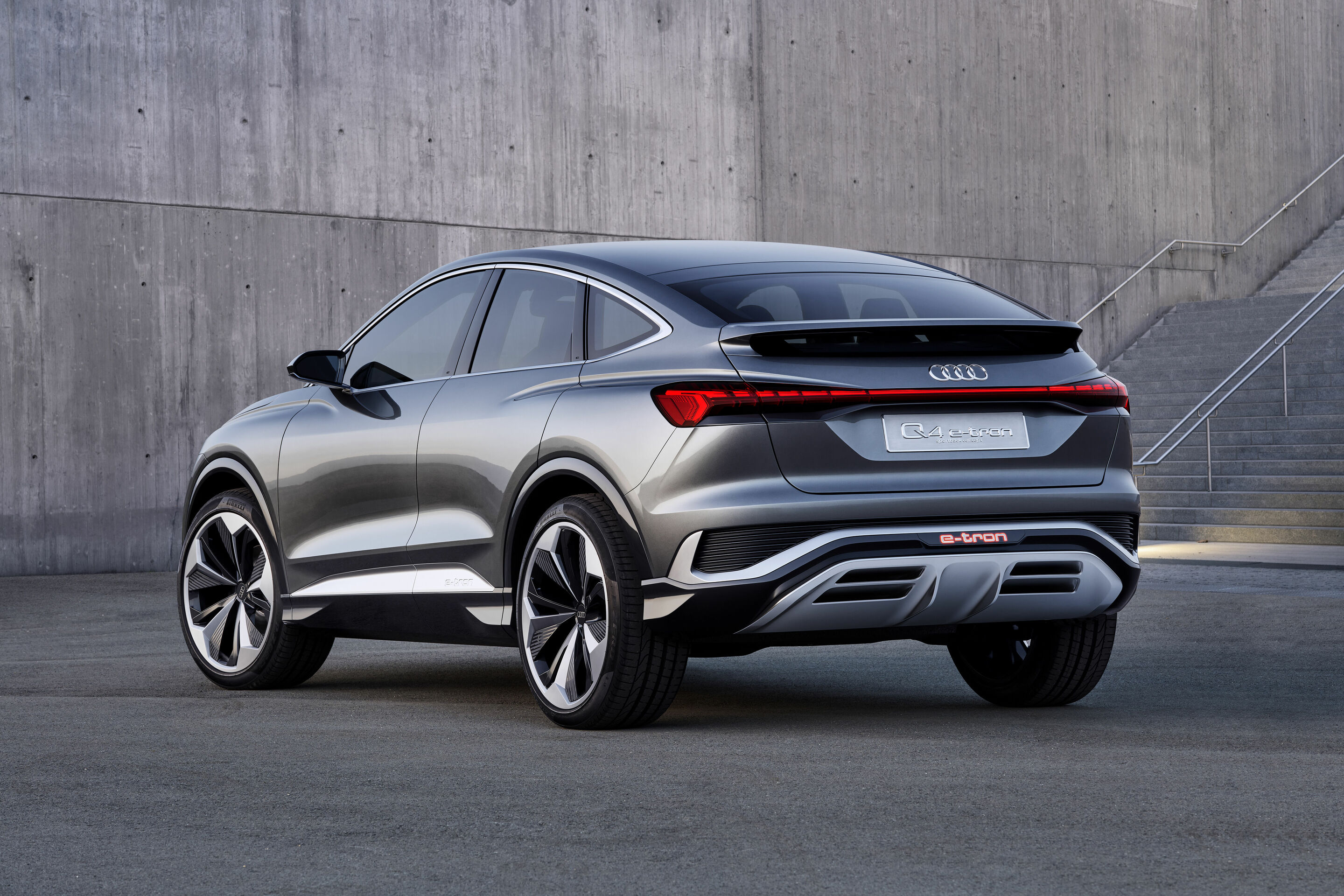 Q4 Sportback e-tron concept - Q4 Sportback e-tron concept